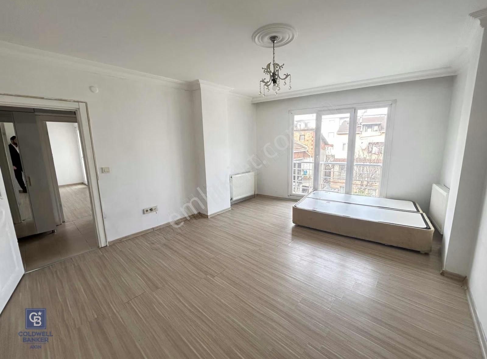 Sancaktepe Yenidoğanda Ana Cadde Yanında 1+1 Kiralık Daire - Görsel 5