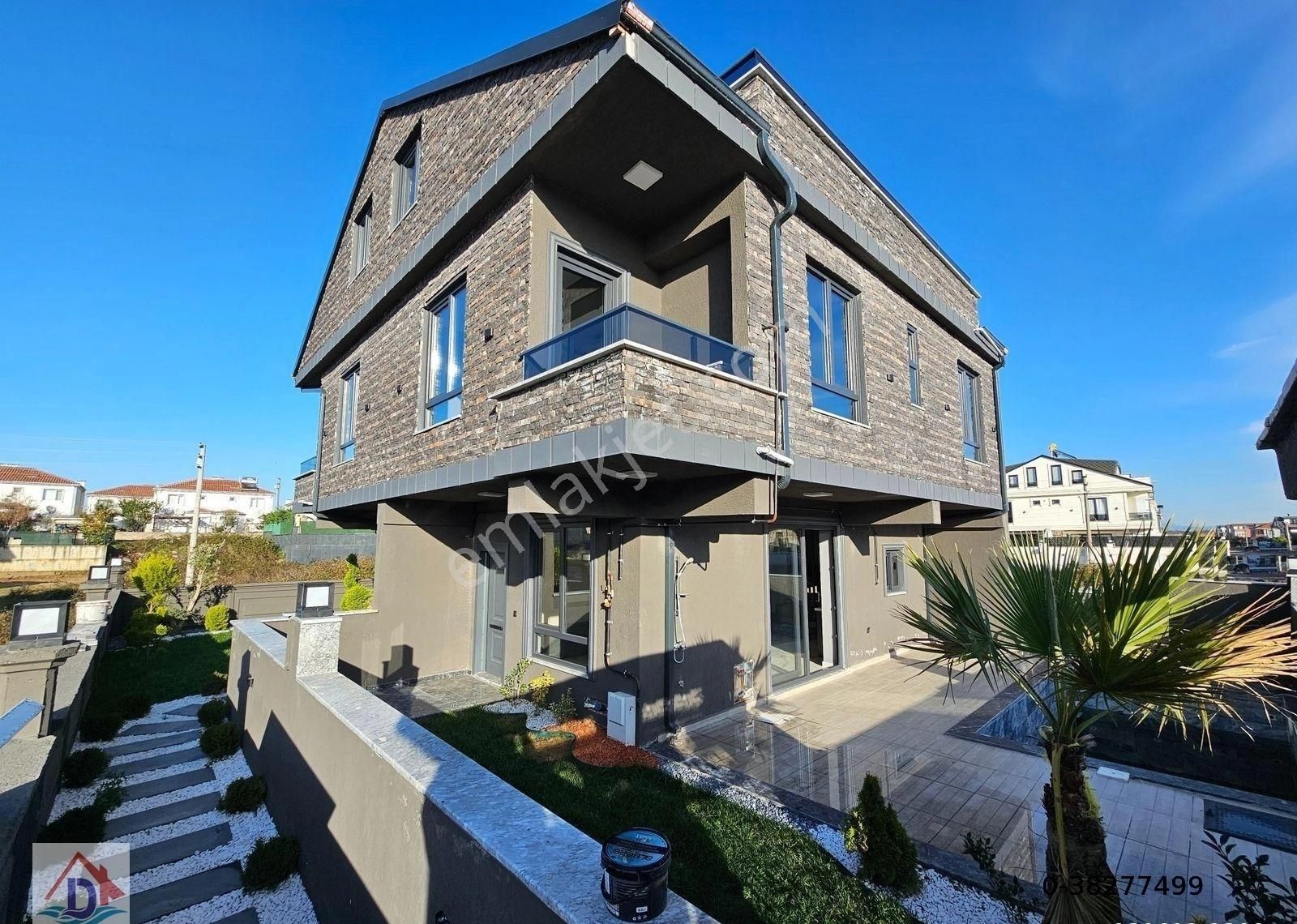 Deniz'den 4+1 Havuzlu,yerden Isıtmalı Lüks Villa-tanıtım Videolu