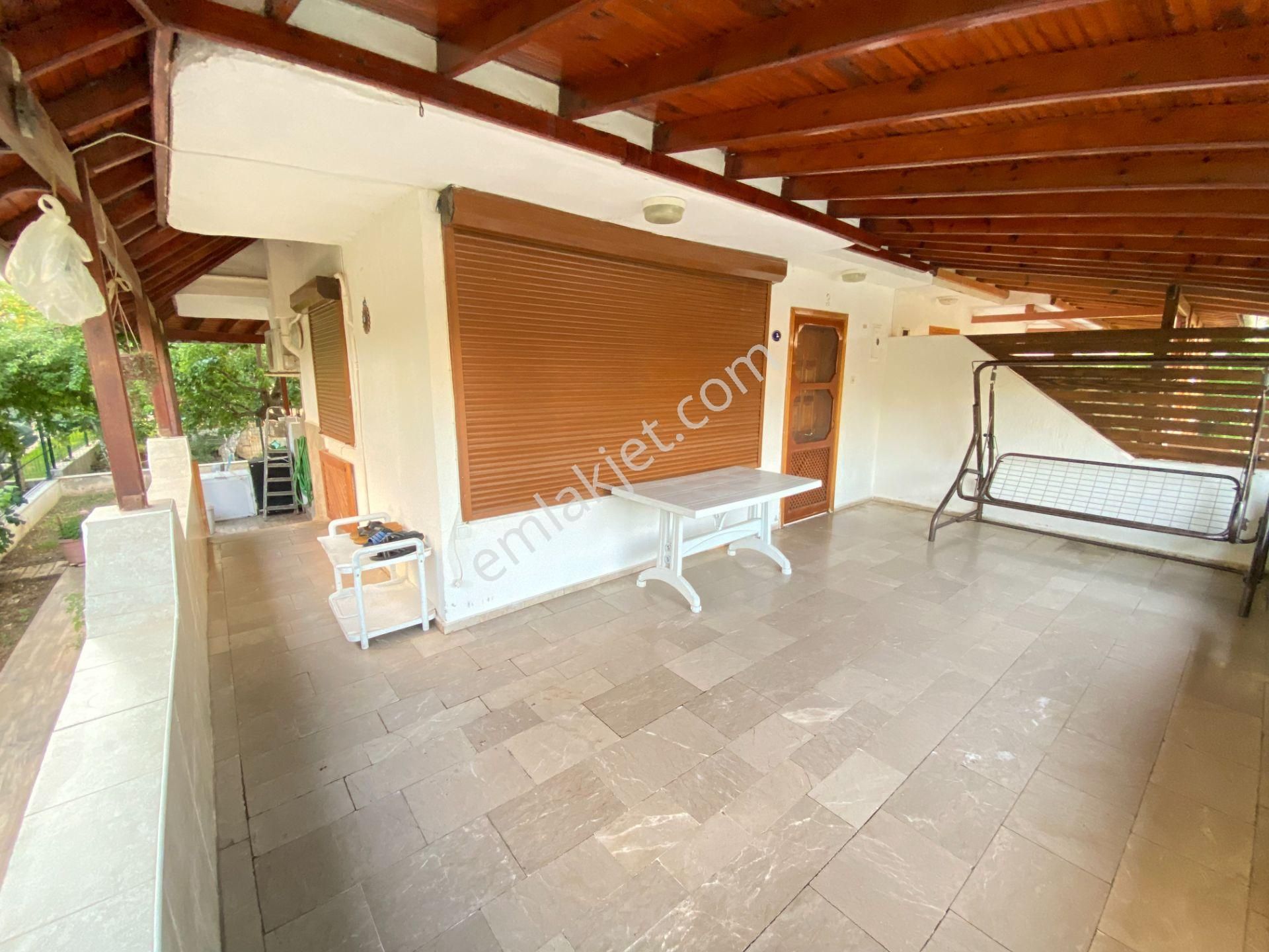 Seferihisar Meltem Tur Sitesi’nde Denize 350m, Havuzlu, 4+1 Müstakil Tadında Villa! - Görsel 7