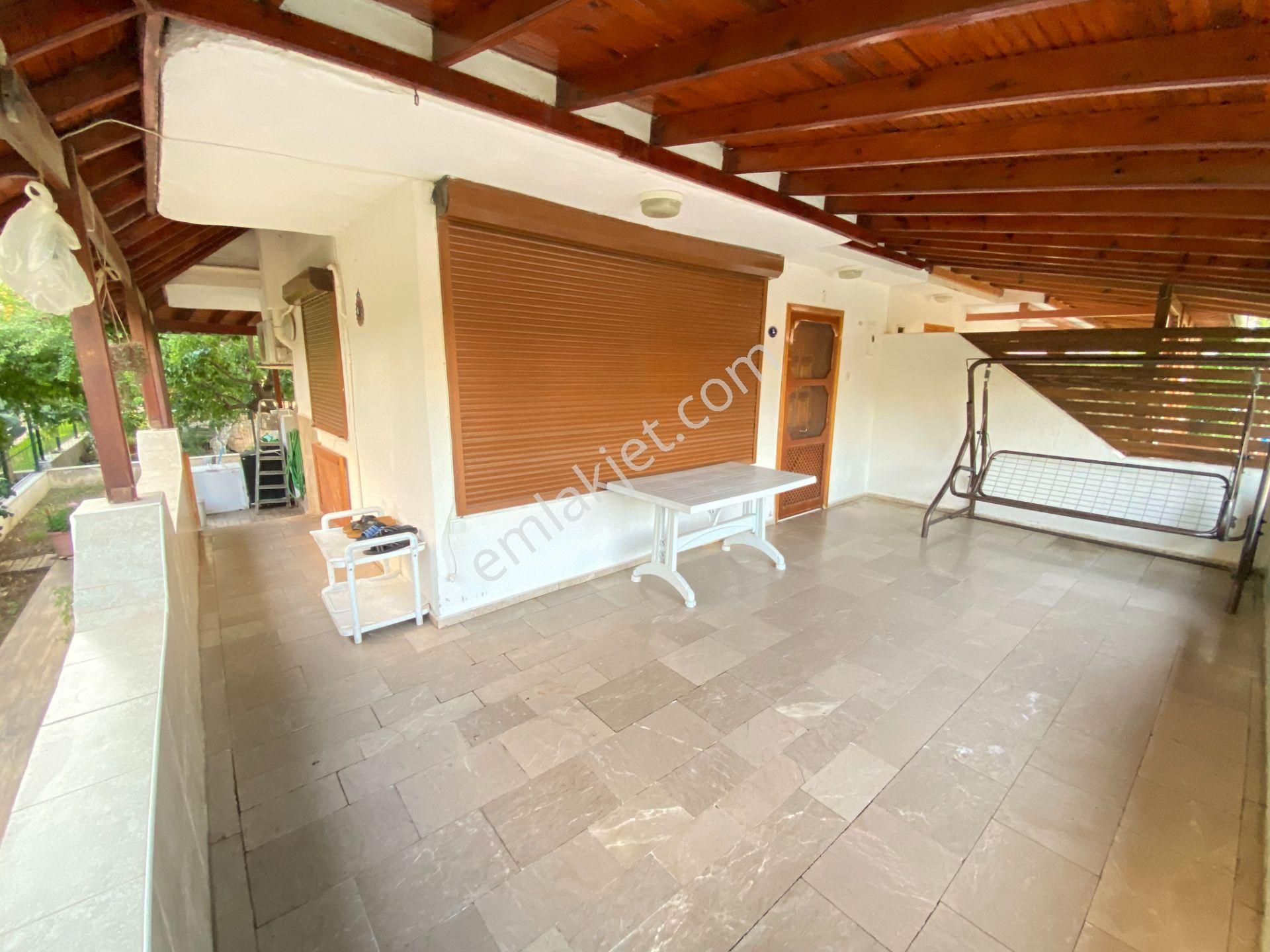 Seferihisar Meltem Tur Sitesi’nde Denize 350m, Havuzlu, 4+1 Müstakil Tadında Villa! - Görsel 6