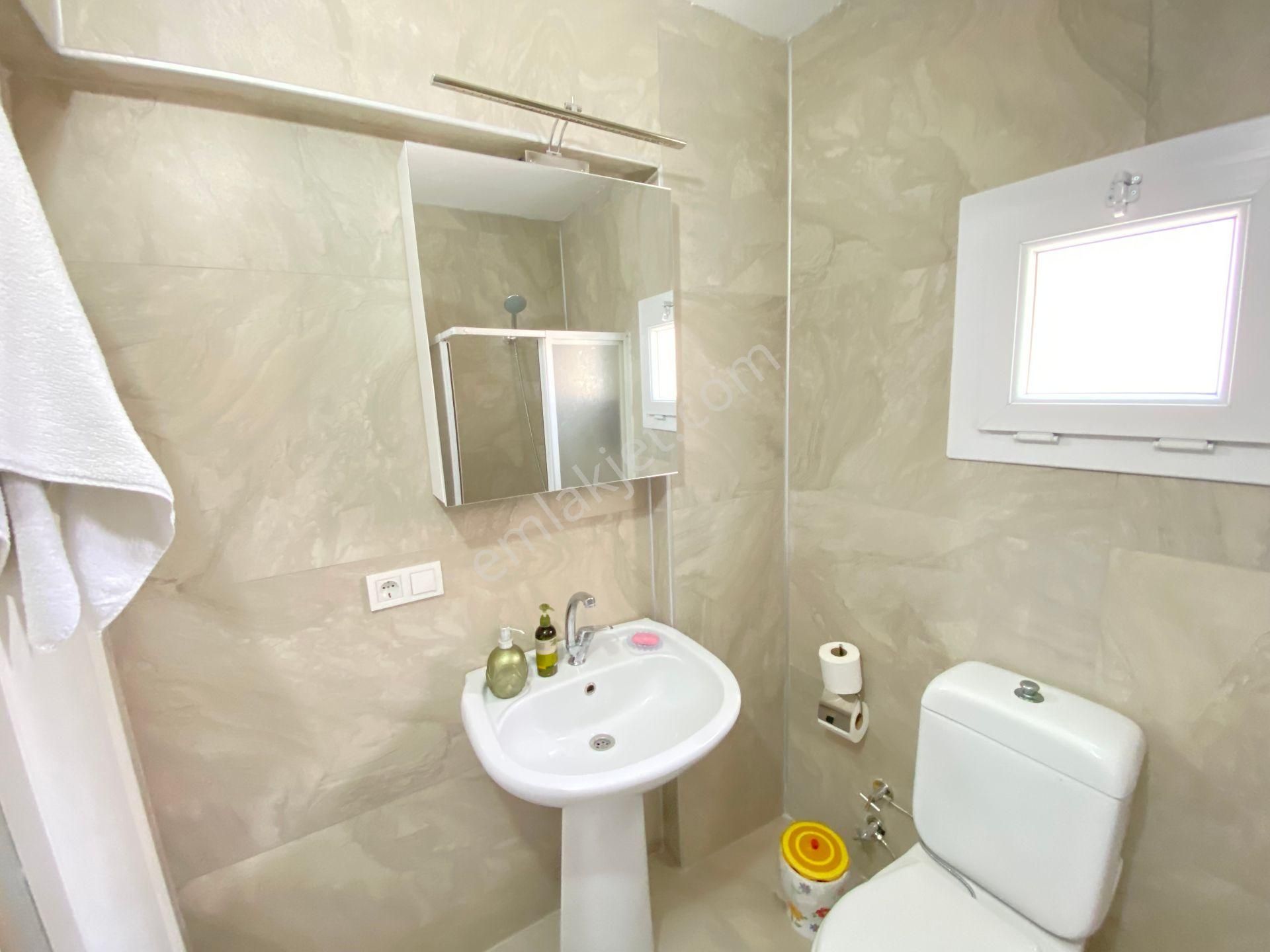 Seferihisar Meltem Tur Sitesi’nde Denize 350m, Havuzlu, 4+1 Müstakil Tadında Villa! - Görsel 16