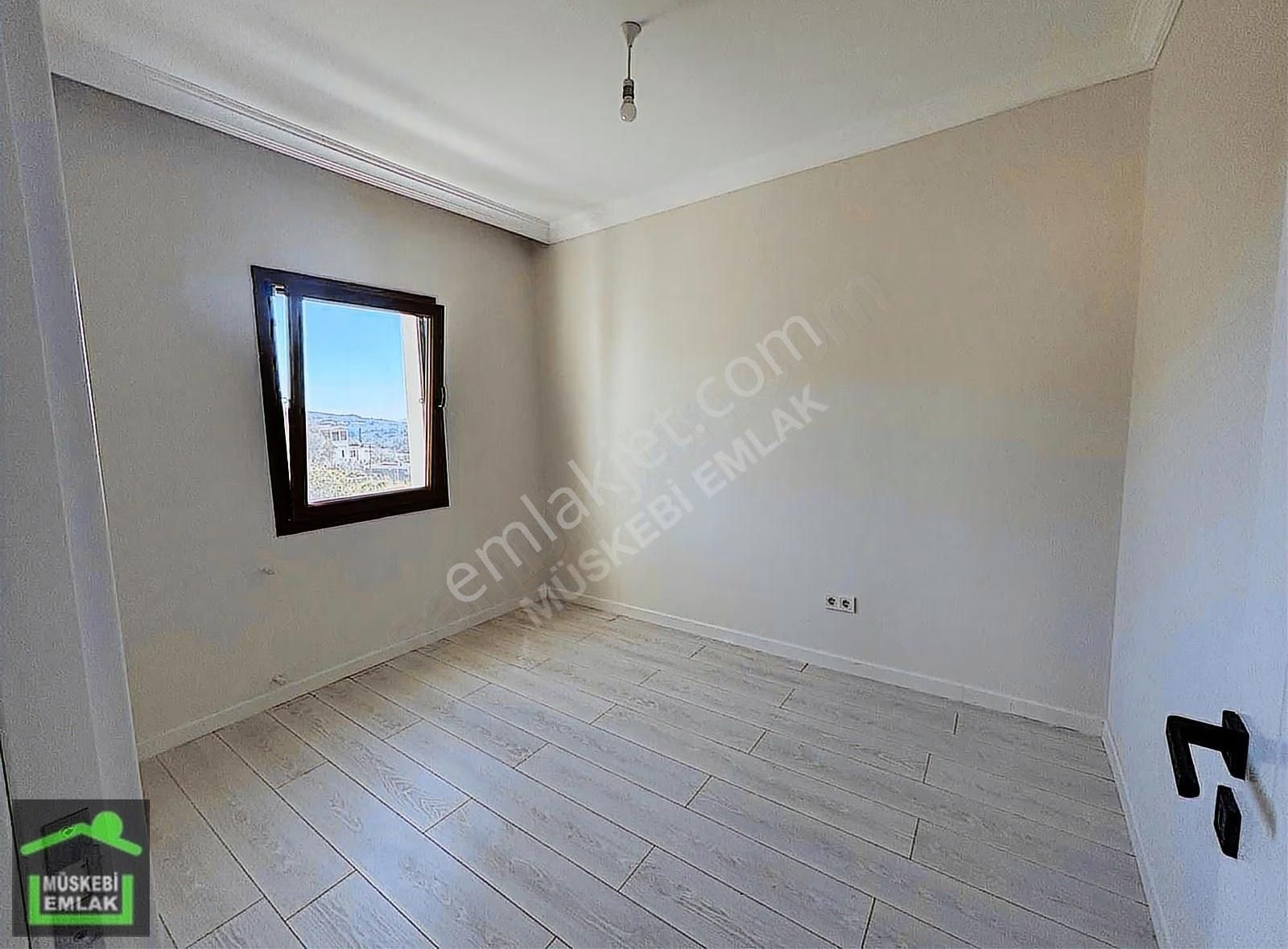 Ortakent Merkezde Kiralık Site İçinde 3+1 100m2 Üst Kat Daire - Görsel 4