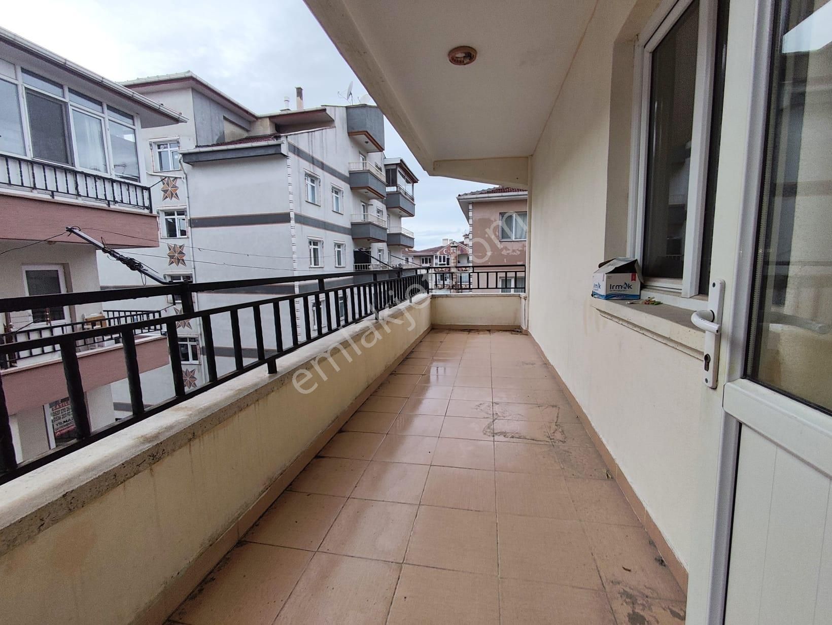 Yılmaz Gayrimenkulden Asansörlü Ara Kat Cadde Üzeri Kacırılmayacak 3+1 Fırsat Dairesi - Görsel 24