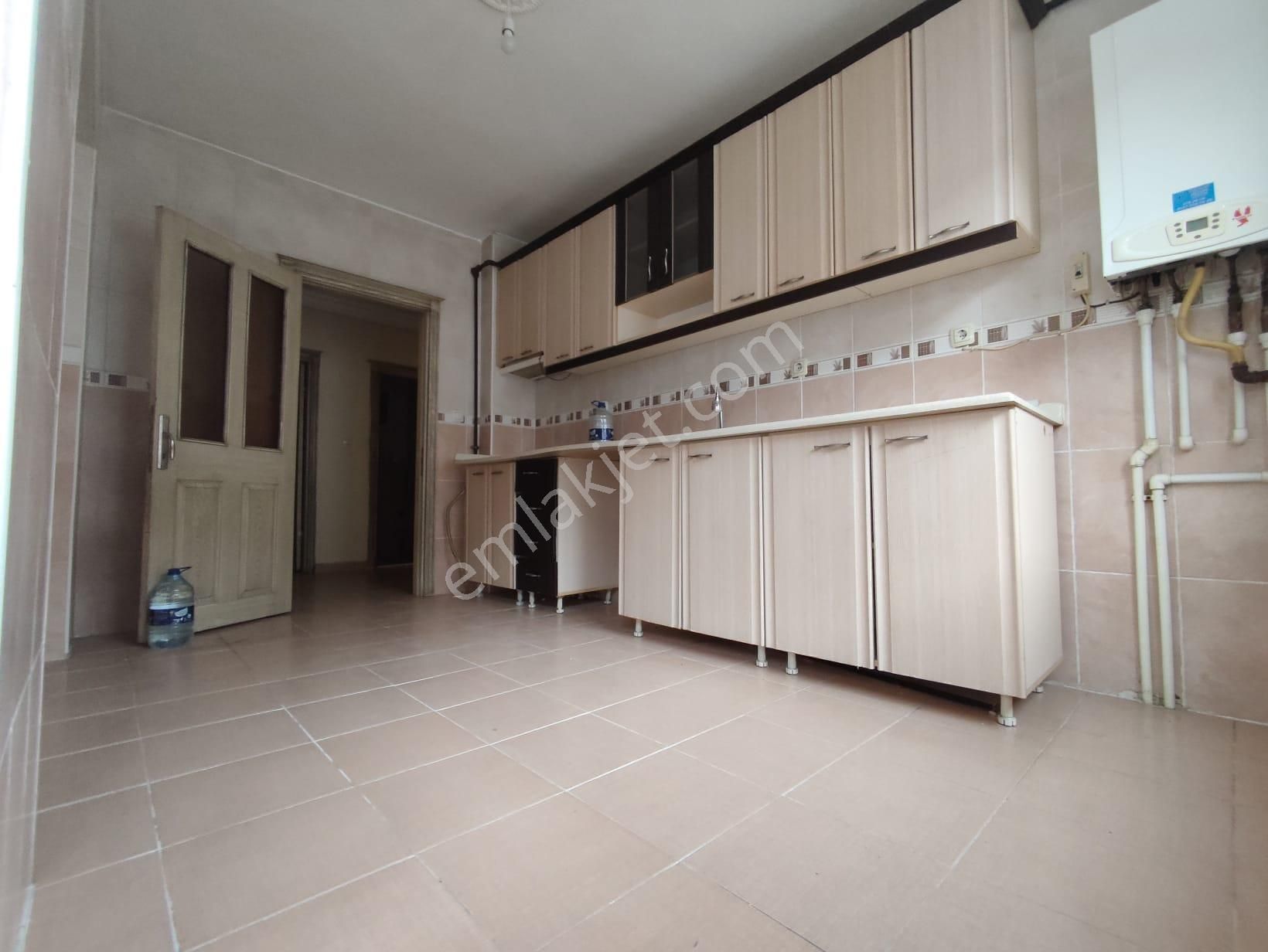 Yılmaz Gayrimenkulden Asansörlü Ara Kat Cadde Üzeri Kacırılmayacak 3+1 Fırsat Dairesi - Görsel 21