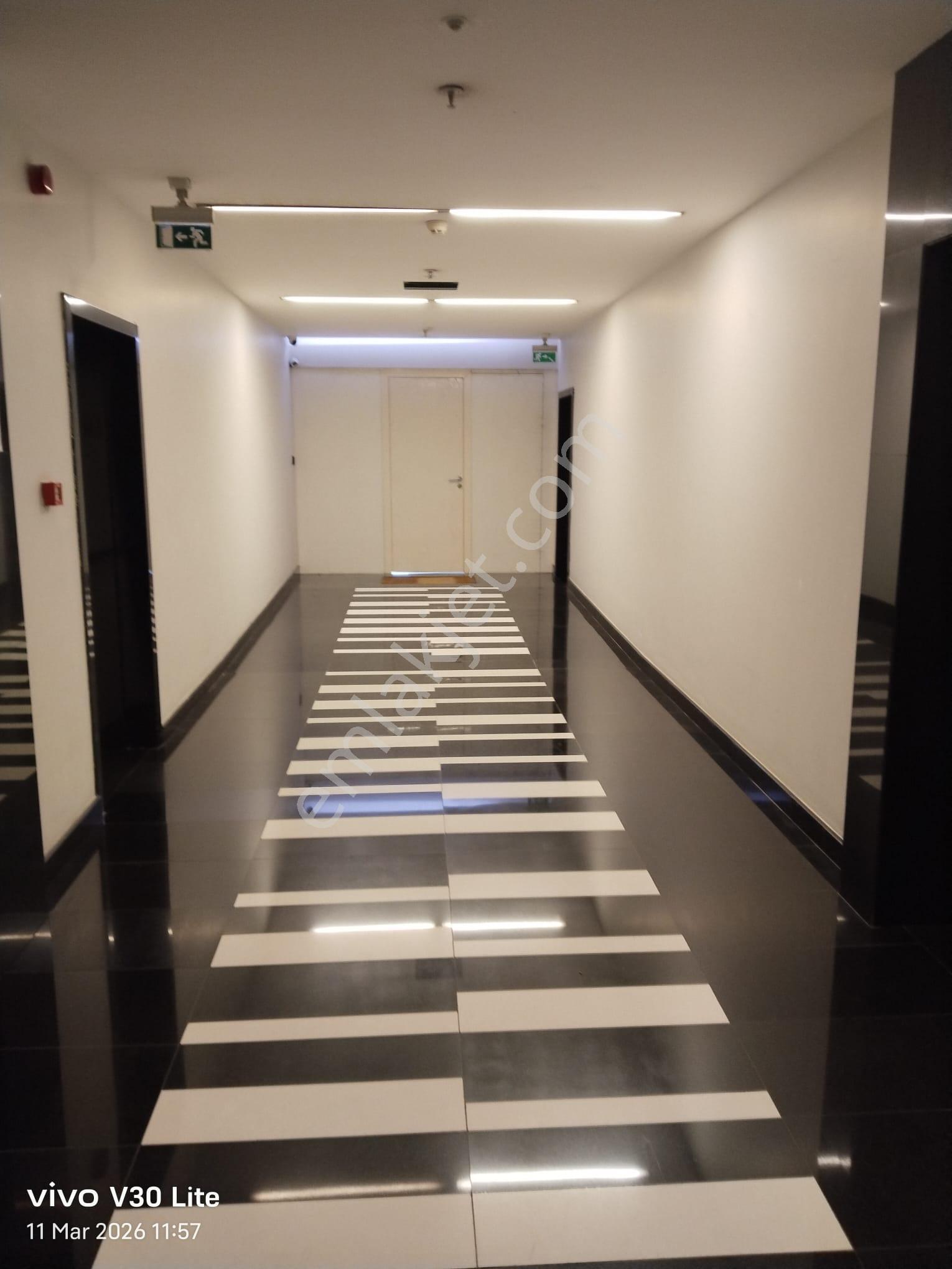 Eskişehir Yolu Platin Tower Da Armadaya Yakın Manzaralı 390 M2 7+1 Dubleks Kiralık Ofis Plaza Katı - Görsel 39