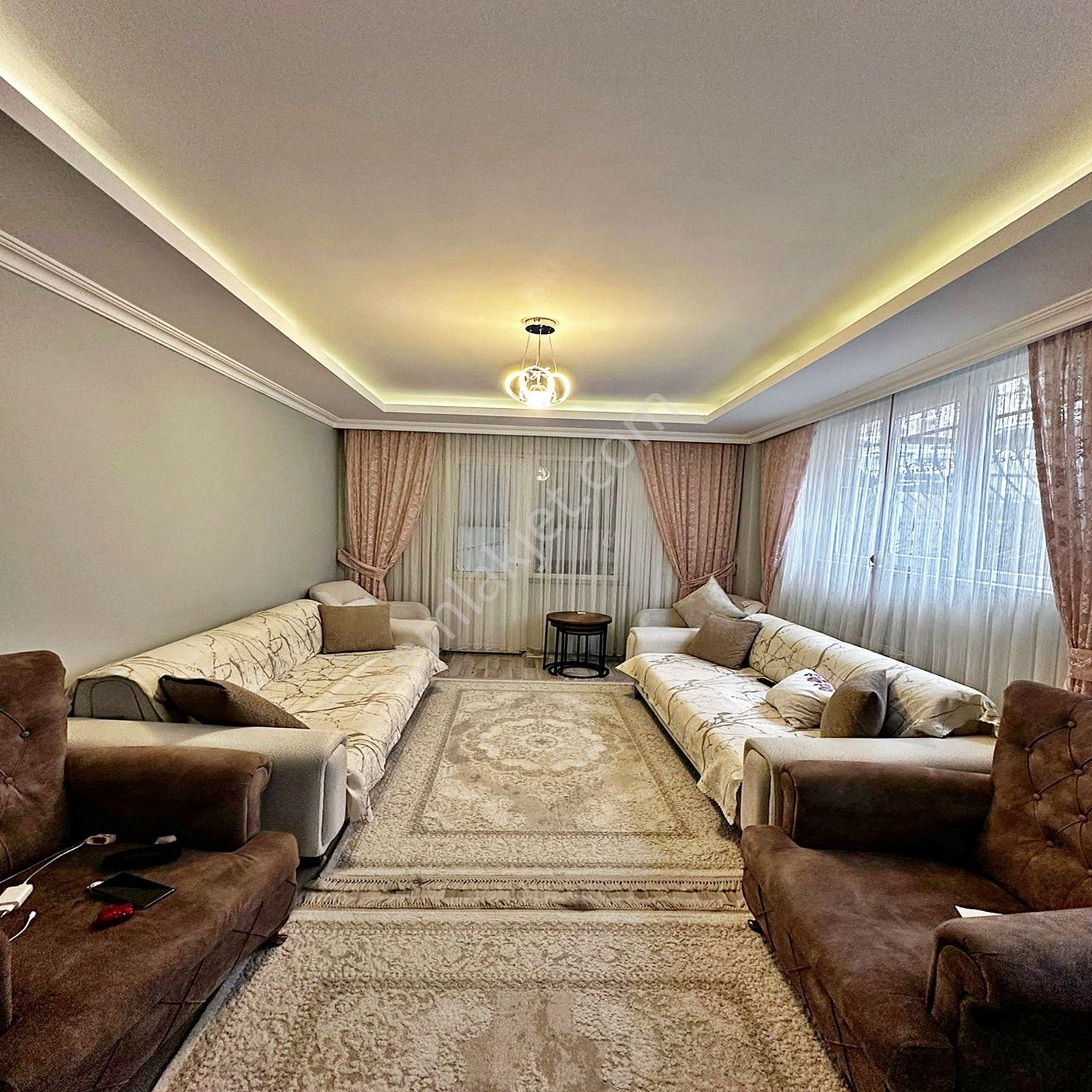 Güzelyurt Mahallesinde Metrobüse Yakın 1+1 Bahçeli Bahçe Katı - Görsel 14