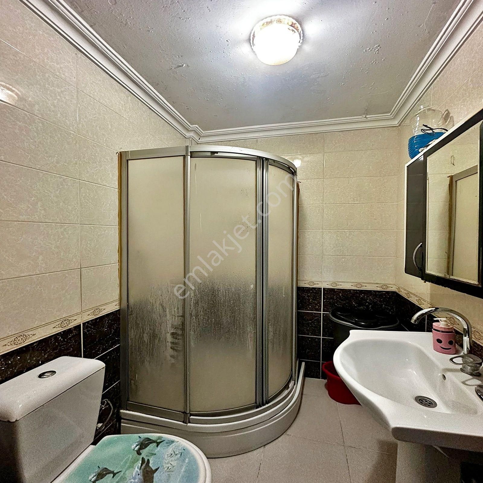 Güzelyurt Mahallesinde Metrobüse Yakın 1+1 Bahçeli Bahçe Katı - Görsel 13