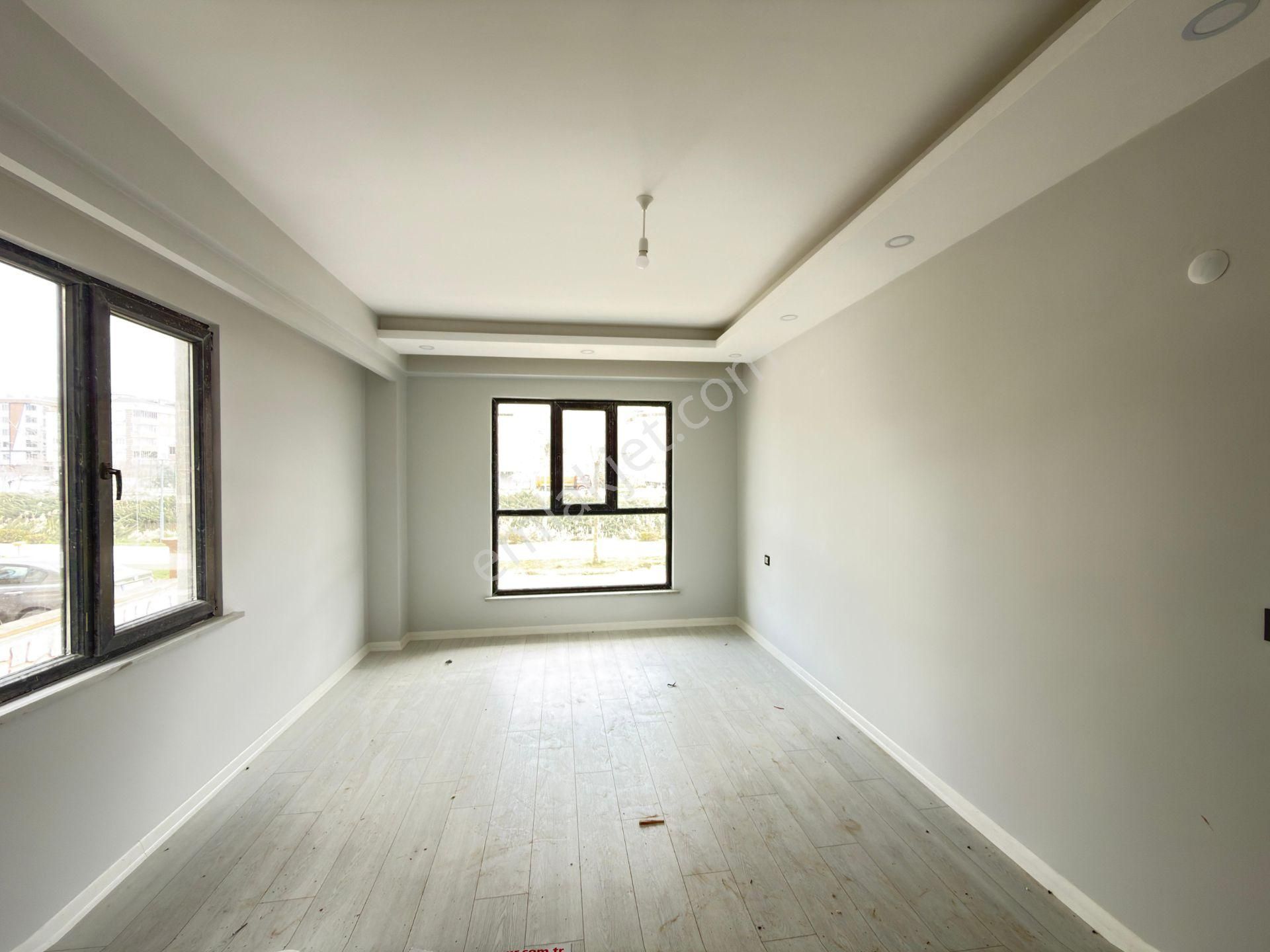 Güven'den Çerkezköy'de Merkezi Konumda Sıfır Ön Cephe 2+1 Daire - Görsel 3