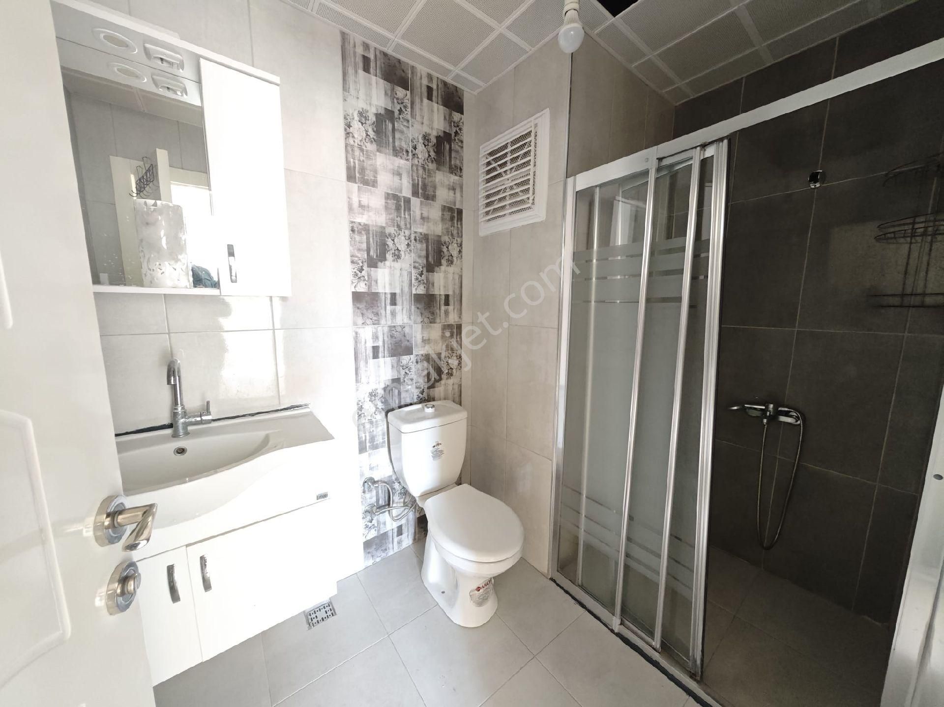 3+1 Katta Giyinme Odalı Ebeveyn Banyolu Asansörlü Geniş Daire - Görsel 25