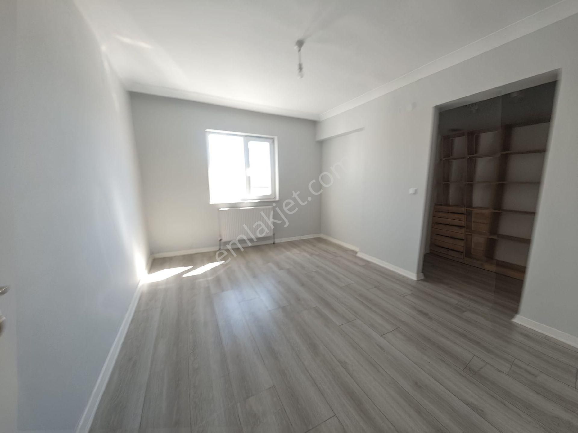 3+1 Katta Giyinme Odalı Ebeveyn Banyolu Asansörlü Geniş Daire - Görsel 26