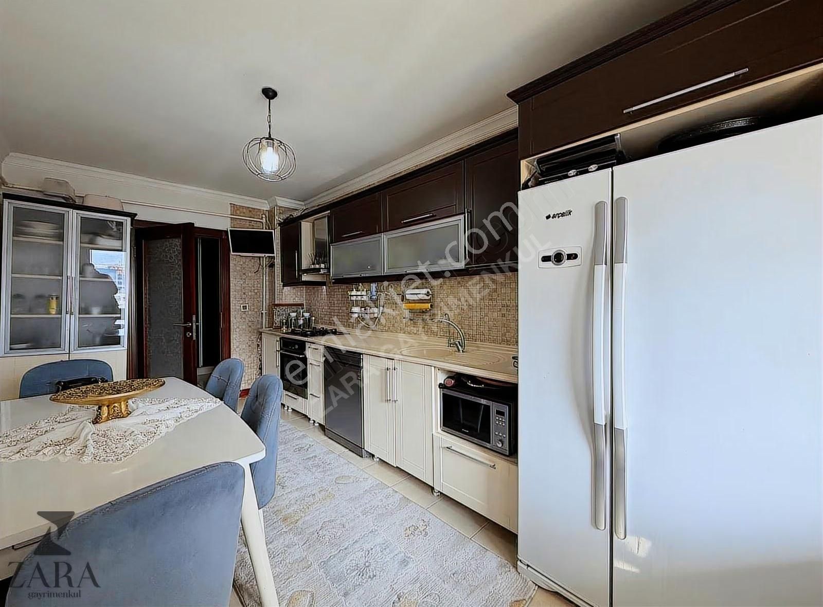 ▄zara▄sultan Fatih Cad. Üzeri 7/24 Güvenlikli Sitede 3.5+1 Daire - Görsel 16