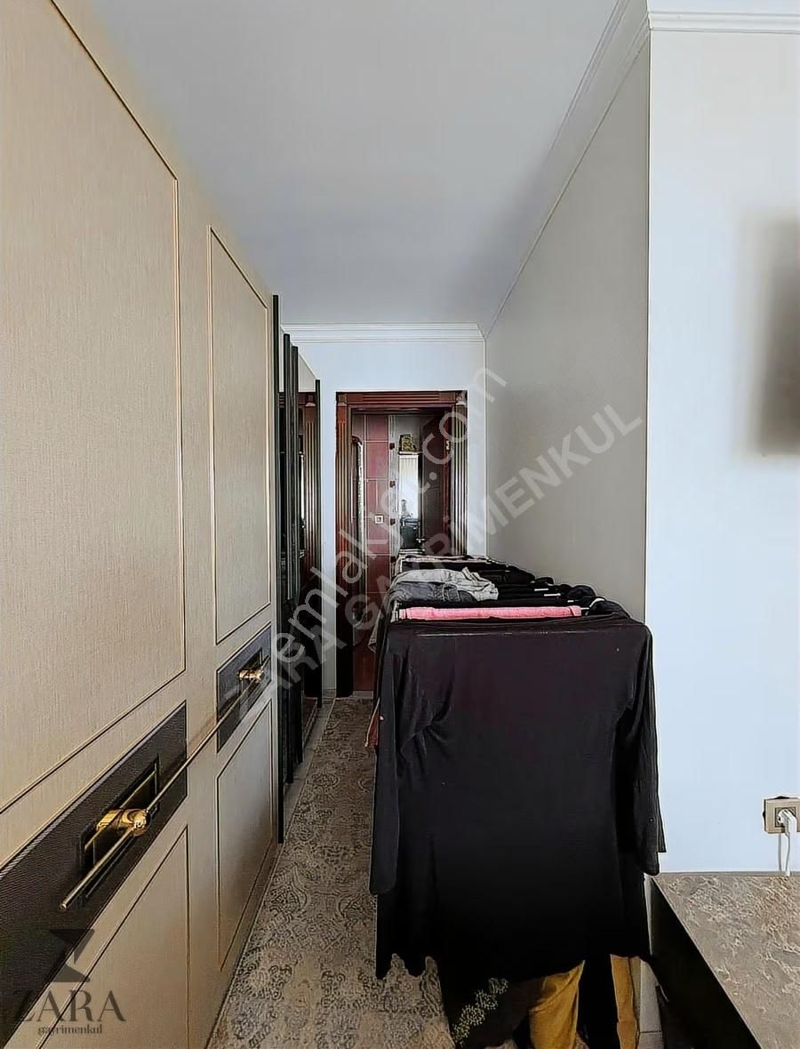 ▄zara▄sultan Fatih Cad. Üzeri 7/24 Güvenlikli Sitede 3.5+1 Daire - Görsel 3
