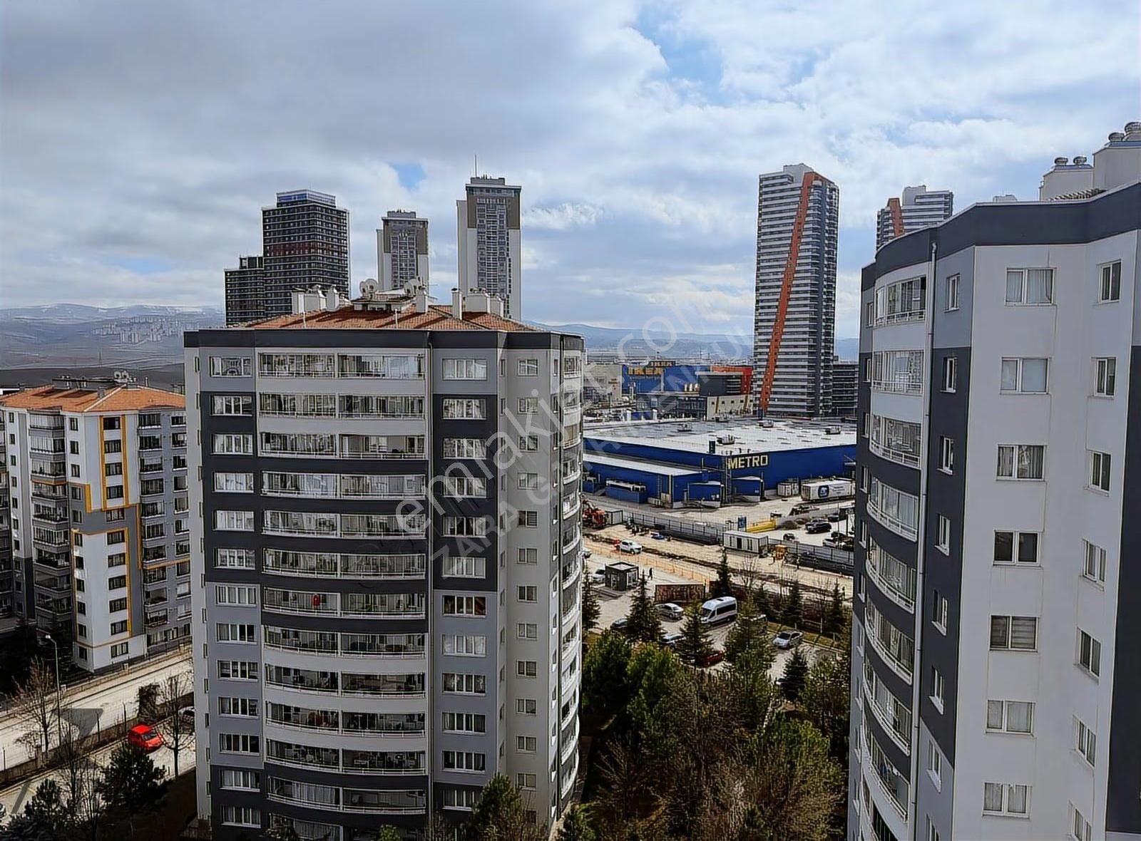 ▄zara▄sultan Fatih Cad. Üzeri 7/24 Güvenlikli Sitede 3.5+1 Daire - Görsel 12