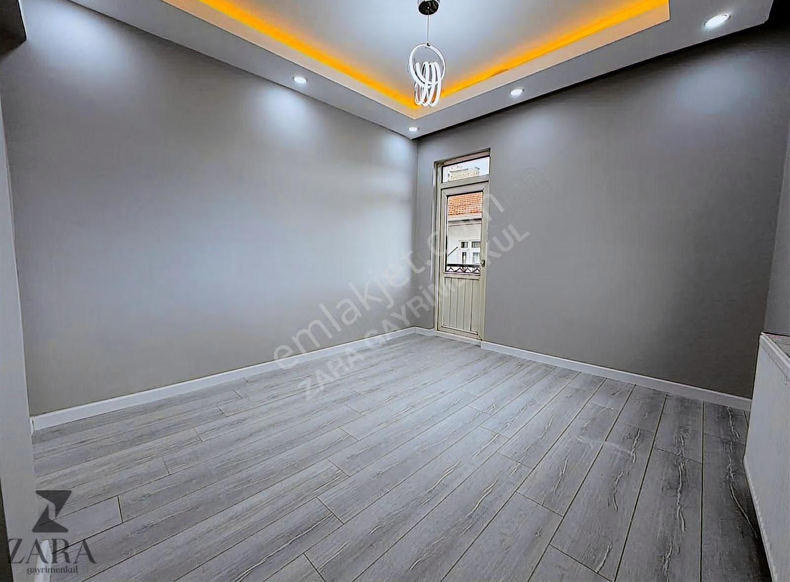 ▄zara▄şafaktepe Mh. Mamak Cd. Yakını 130m² 3+1 Lüx Yapılı Daire - Görsel 3