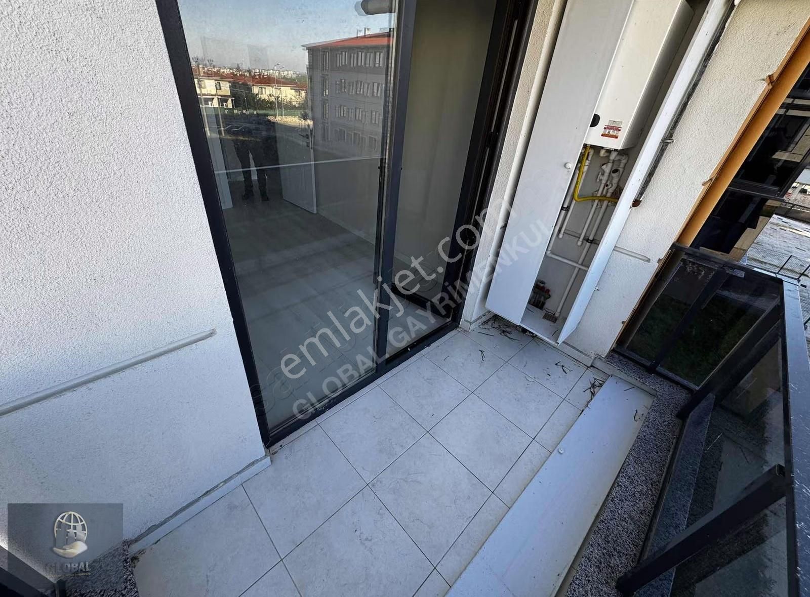 Çorlu Nusratiye Mahallesinde Kiralık Boyalı Temiz 1+1 Daire - Görsel 11