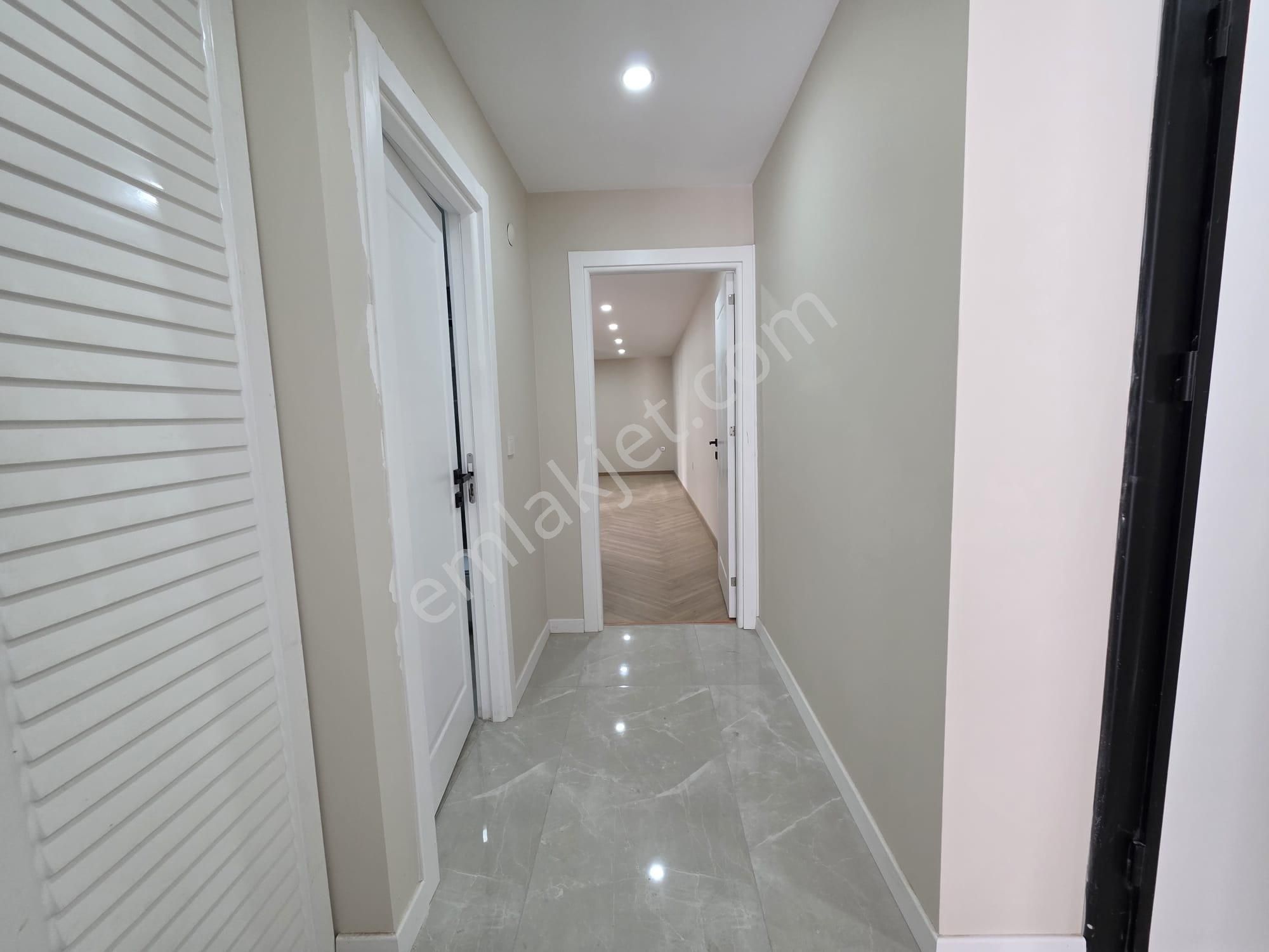 İstanbul House'dan Röntgen Sok.ta 3+1 Den 2+1 Dönüştürülen Daire - Görsel 21