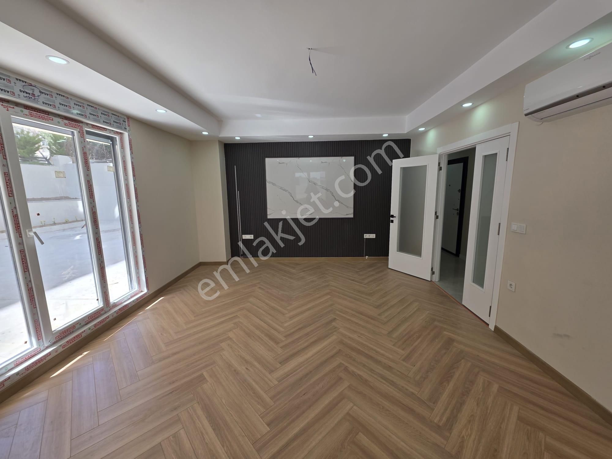 İstanbul House'dan Röntgen Sok.ta 3+1 Den 2+1 Dönüştürülen Daire