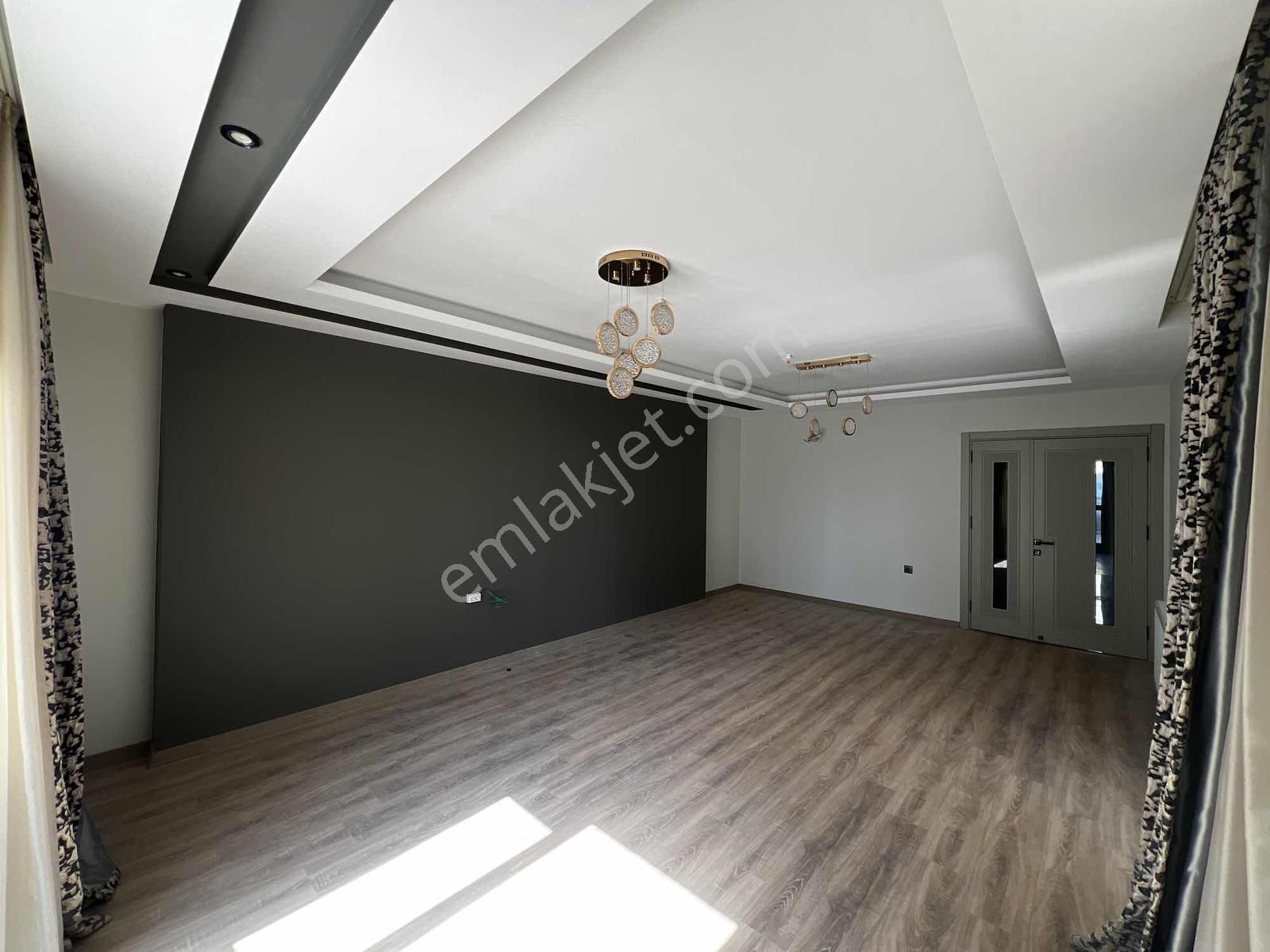 Pınarda Site İçi 3+1 K.mutfak Ç.banyo G.odası Havuz+ K.otoparklı - Görsel 5