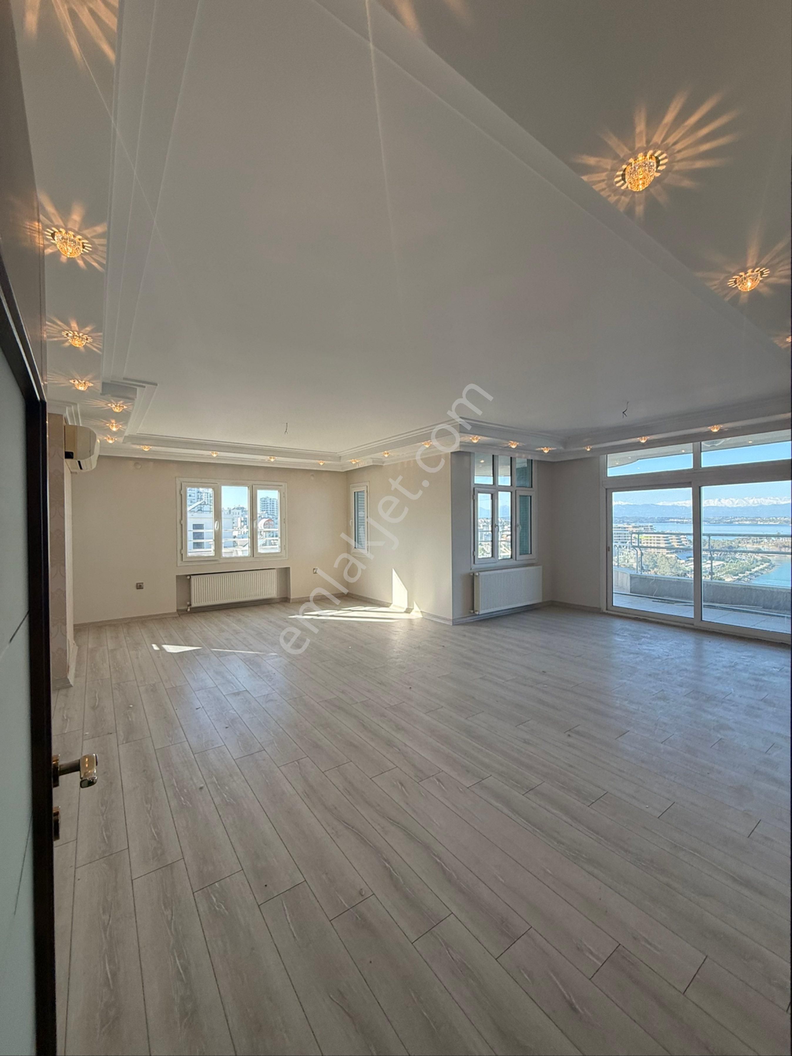 Panoromik Göl Manzaralı Çok Geniş 4+1 Kapalı Mutfak Çift Banyo Direk Hasarsız Kiralık Daire Kaçmaz!! - Görsel 5