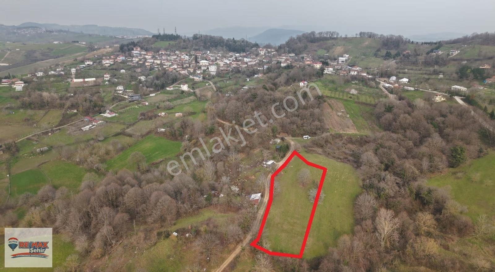 Yalova Çiftlikköy İlyasköy Köy Merk.yakın Yola Cephe Köşeparsel - Görsel 4