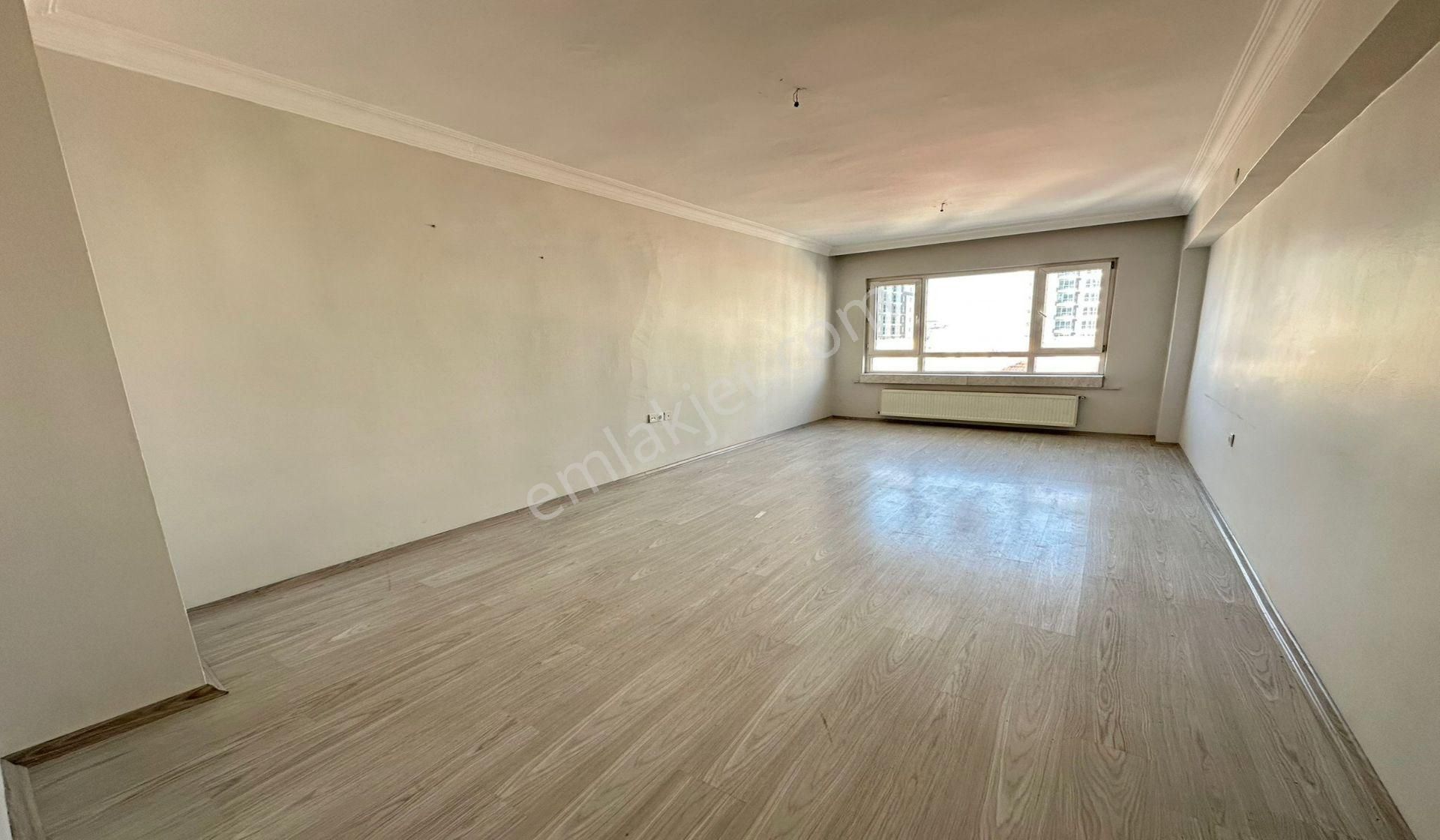 Kuşcağız Cadde Üzeri 3.katta Full Yapılı Manzaralı 3+1 Bağımsız - Görsel 10