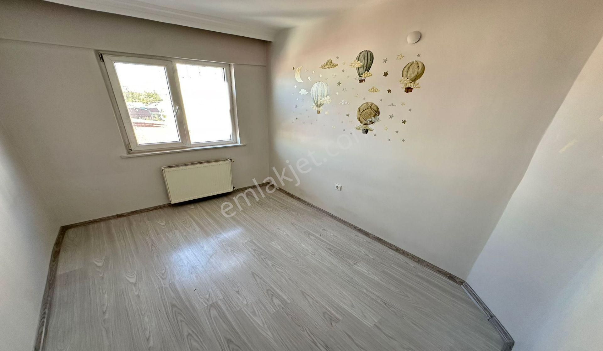 Kuşcağız Cadde Üzeri 3.katta Full Yapılı Manzaralı 3+1 Bağımsız - Görsel 17