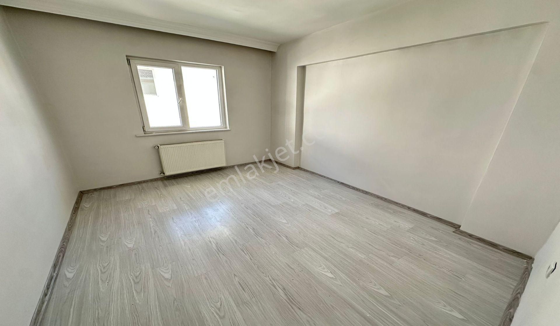 Kuşcağız Cadde Üzeri 3.katta Full Yapılı Manzaralı 3+1 Bağımsız - Görsel 13
