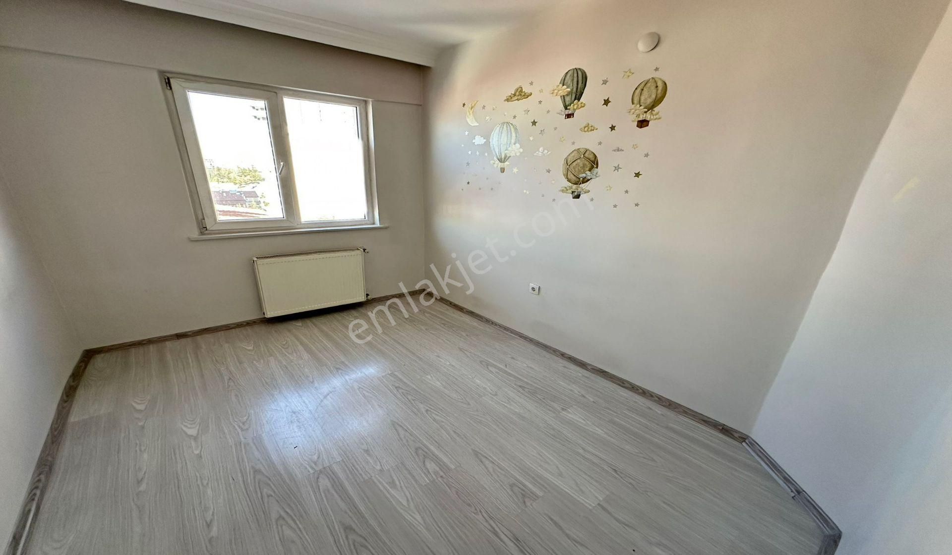 Kuşcağız Cadde Üzeri 3.katta Full Yapılı Manzaralı 3+1 Bağımsız - Görsel 22