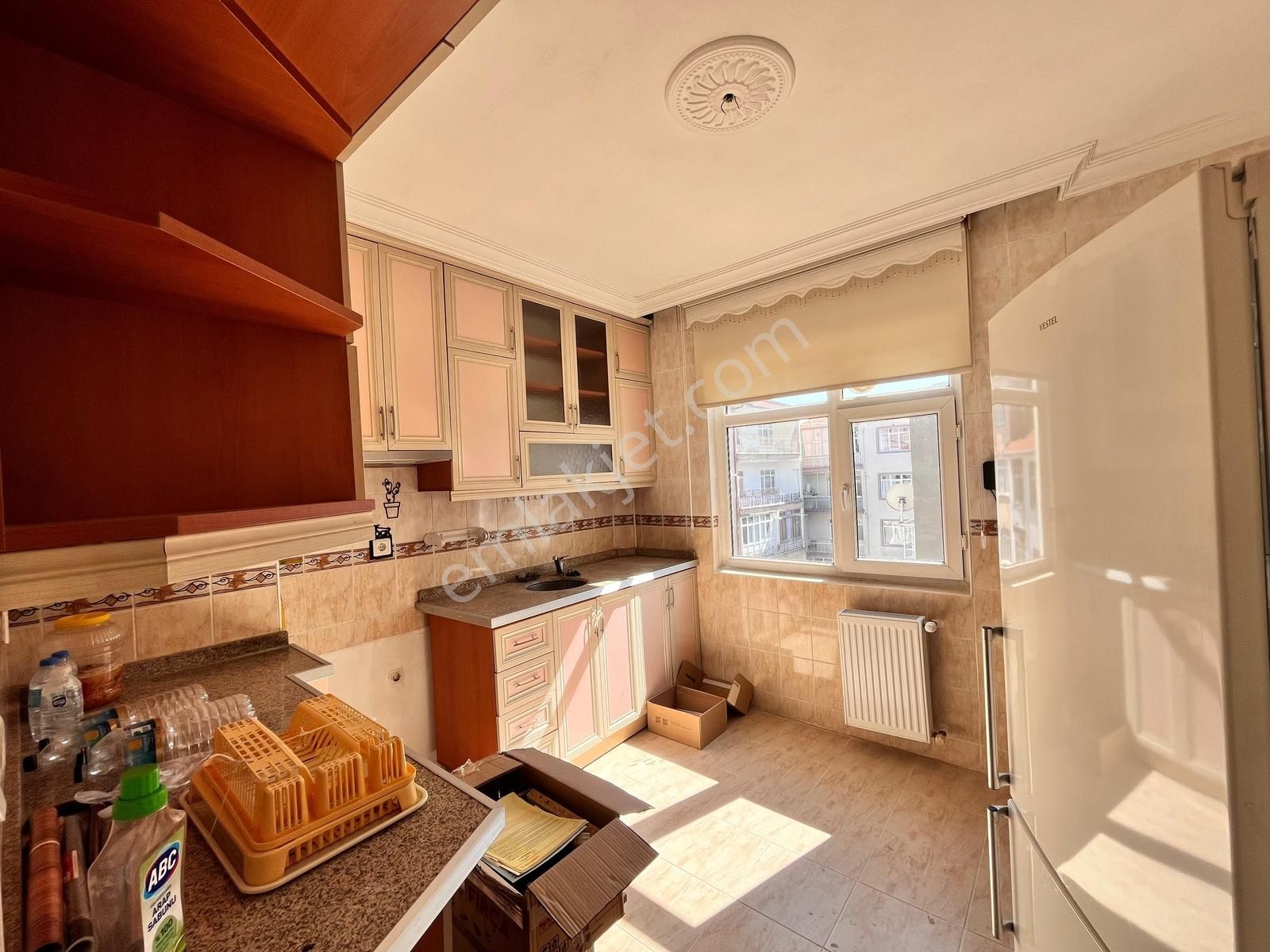 Cumhuriyet Mahallesinde Köşe Başı Masrafsız 3+1 Daire - Görsel 7