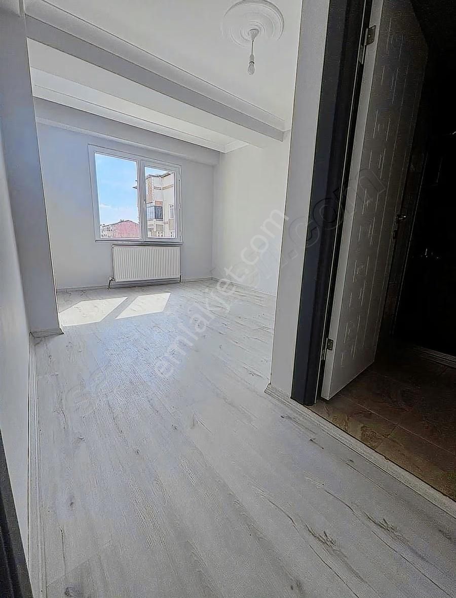 Mükemmel Lokasyon Fırsat Geniş Daire - Görsel 4