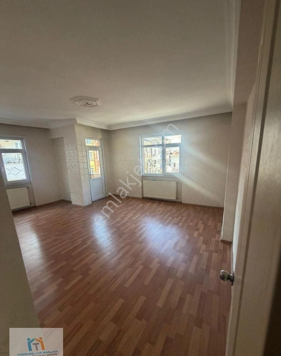 Torunlar Emlakdan Satılık Esenyurt Selahaddin Eyyubi Mh 2+1daire