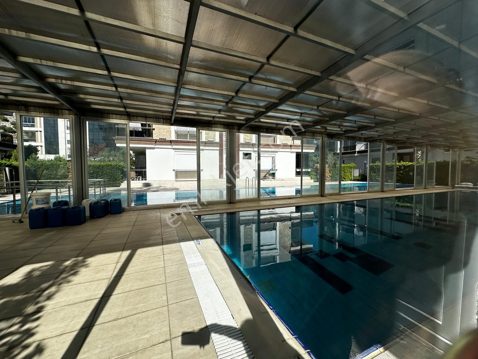 Konyaaltı'nda Eşyalı 3+1 Dubleks Daire, Geniş Teraslı - Görsel 20