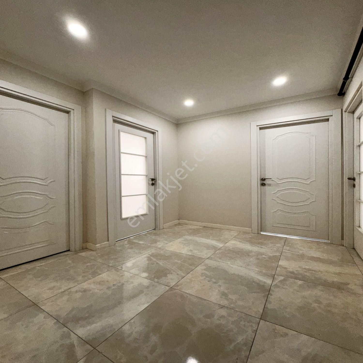 Beylikdüzü Yakuplu'da Satılık 2+1 Merkezi Konumda Fırsat Daire - Görsel 9