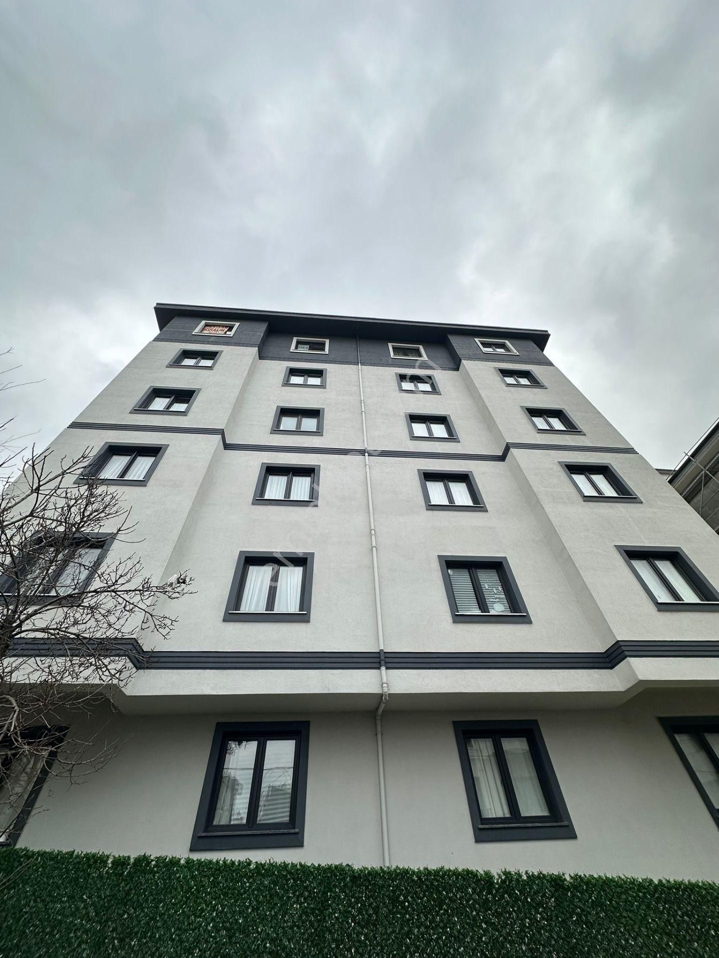 Mertcan Dan Adnan Kahveci Metroya Yürüme Balkonlu 3+1 Fırsat Kiralık - Görsel 32