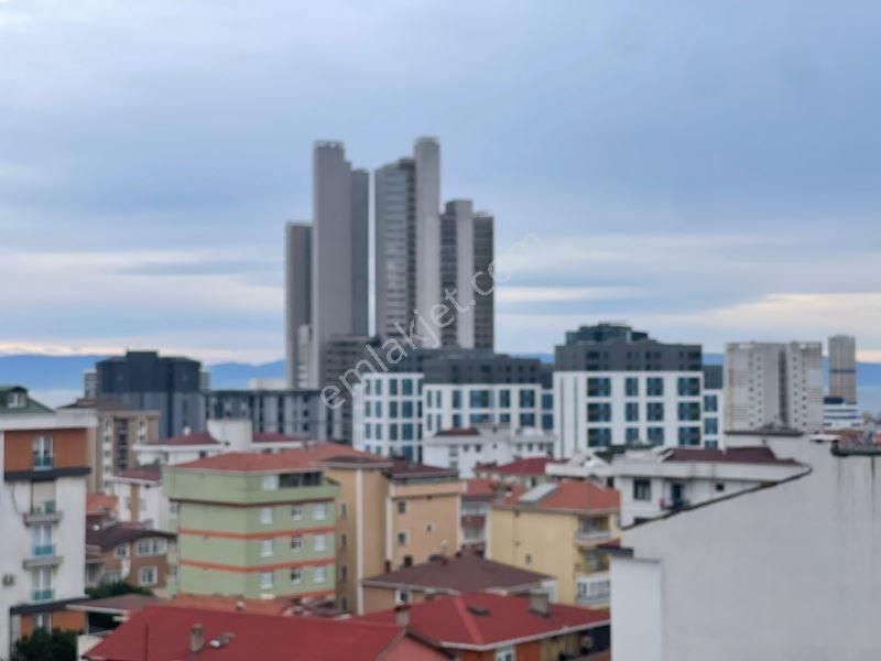 Mertcan Dan Adnan Kahveci Metroya Yürüme Balkonlu 3+1 Fırsat Kiralık - Görsel 29