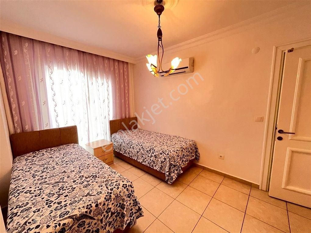 Alanya Obada Lüks Sitede Geniş 2+1 Satılık Daire - Görsel 14
