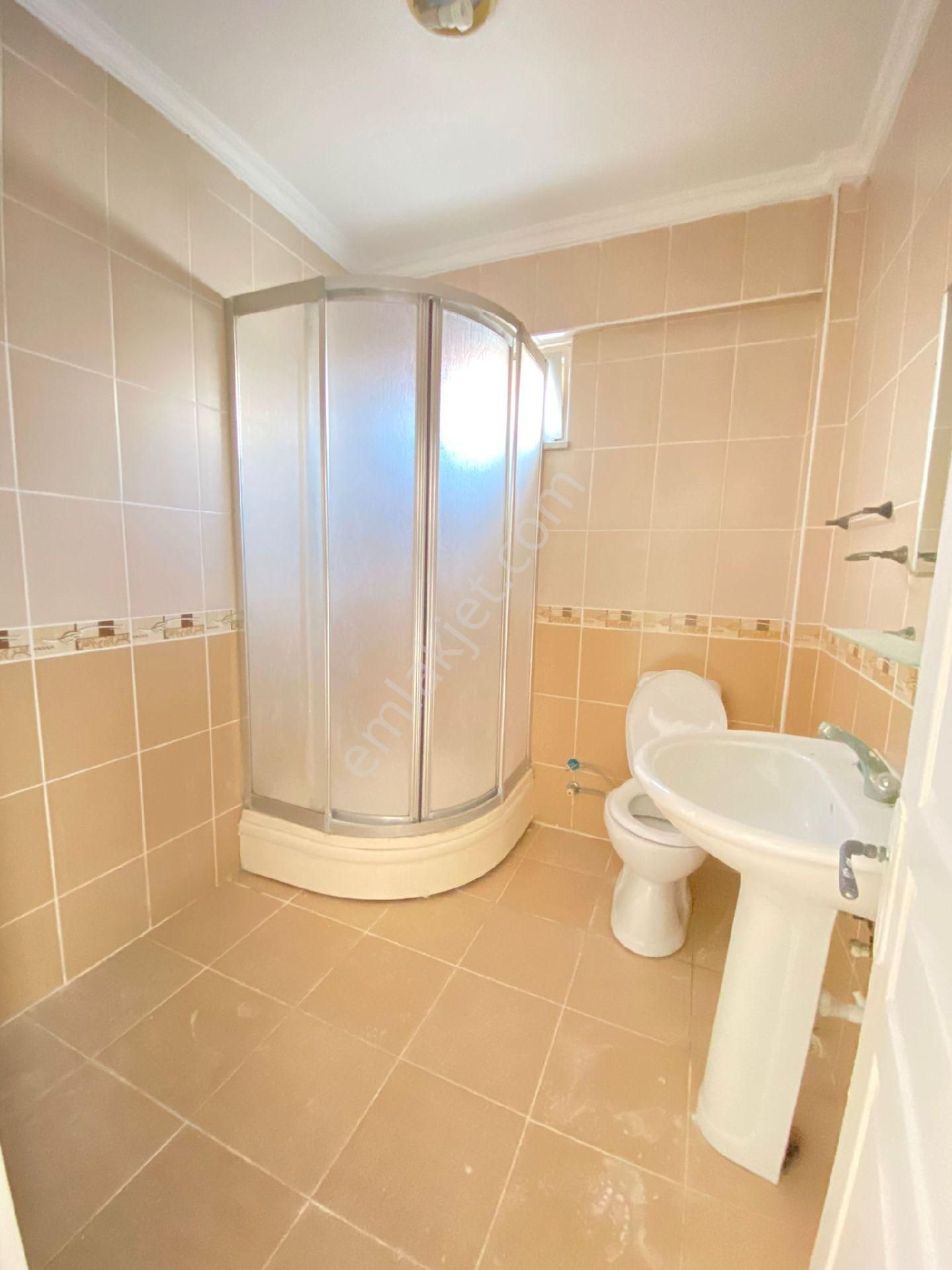 Çobanceșme Mahallesinde 3+1 Geniş Kiralık Daire - Görsel 28