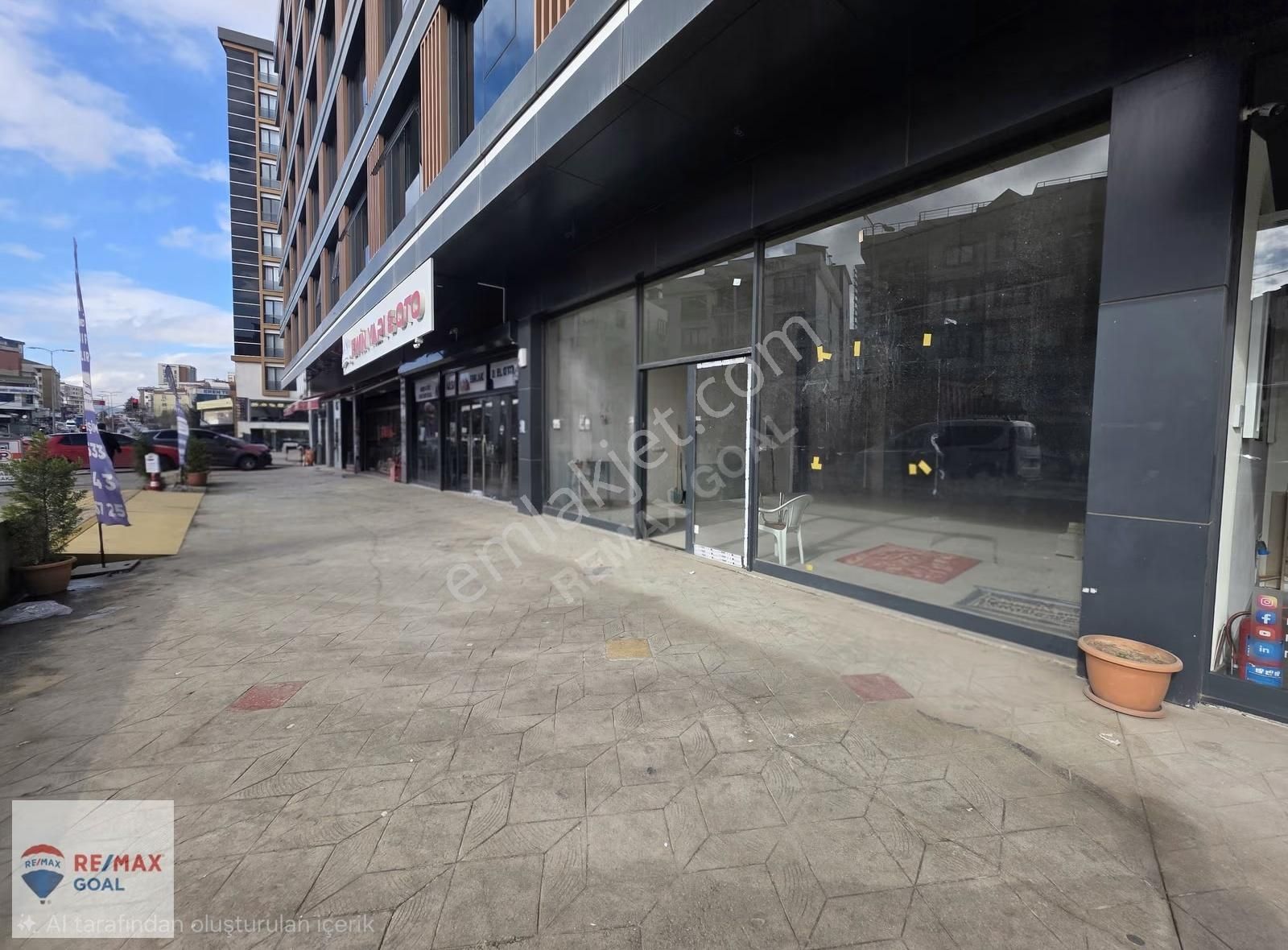 Remax Şirvan'dan Tuzla'da Ana Cadde Üzerinde Satılık Dükkan - Görsel 4