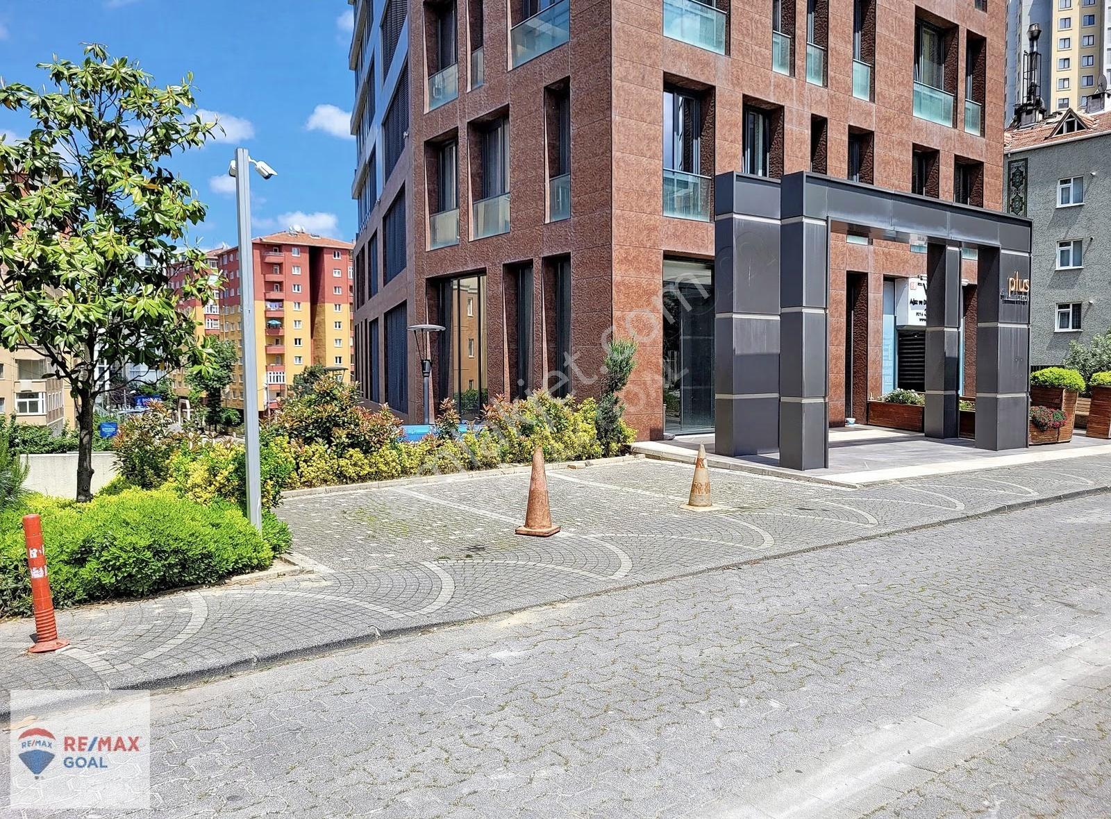Dekon Plus - 50 M2 Prestijli, Konforlu Ve Şık Boş Kiralık Ofis