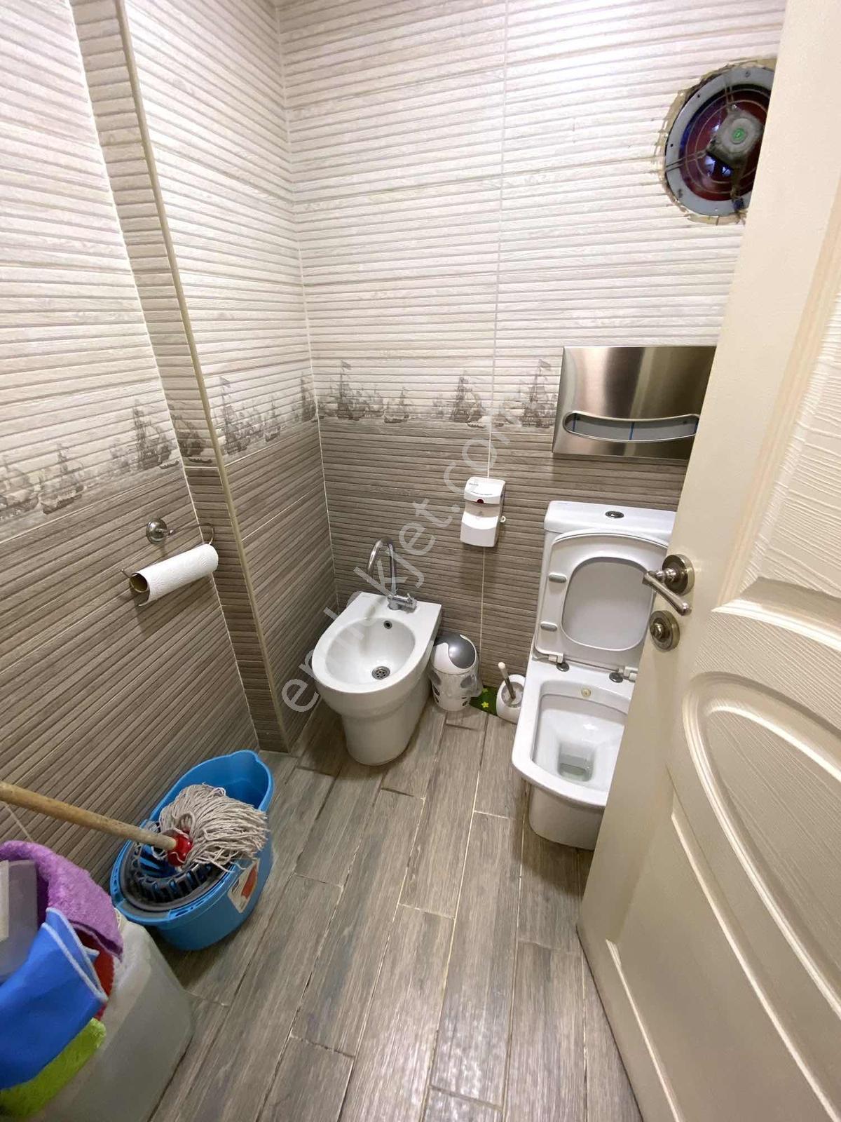 Şehit Teğmen Yavuzer Caddesi Üzerinde 750 M² Dev Ticari Dükkan - Görsel 16