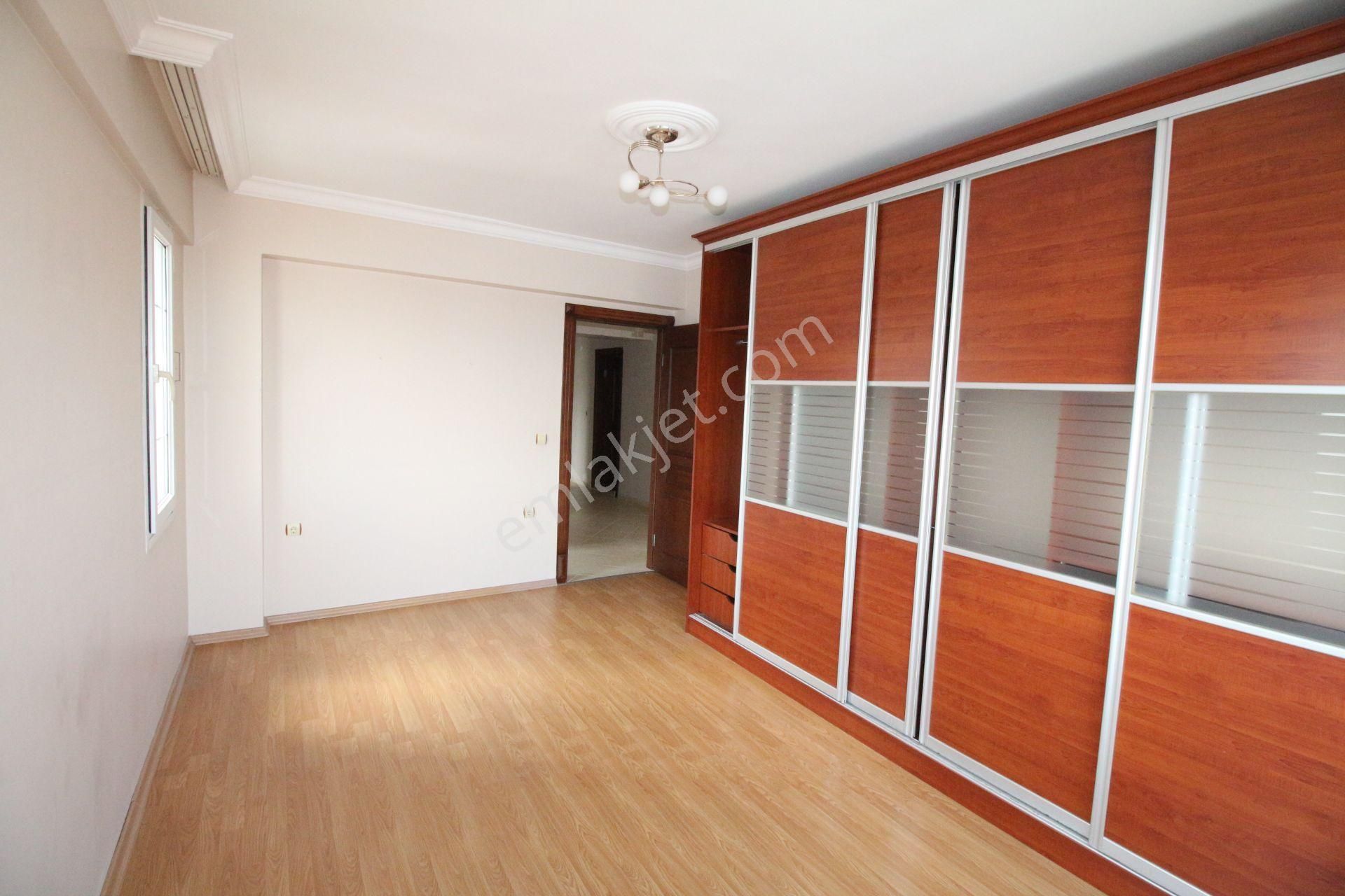 Arga'dan Buca Fırat Mh.site İçi 3+1 140m2 Kiralık Daire - Görsel 22