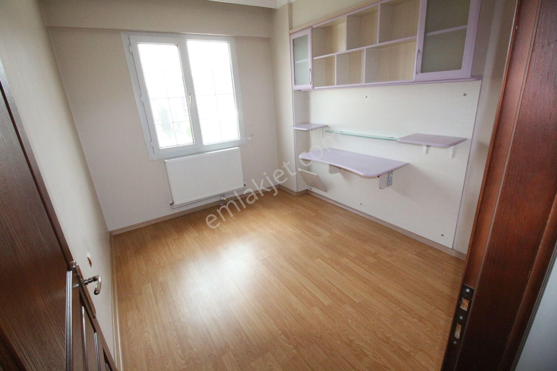 Arga'dan Buca Fırat Mh.site İçi 3+1 140m2 Kiralık Daire - Görsel 16