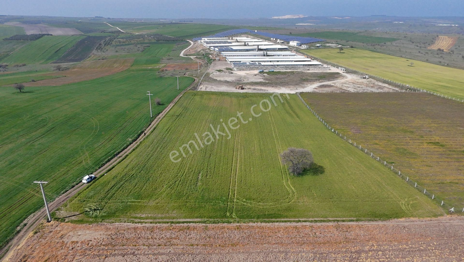 Bursa Karacabey Tophisar Mah. 12.950 M2 Satılık Tarla Yatırımlık