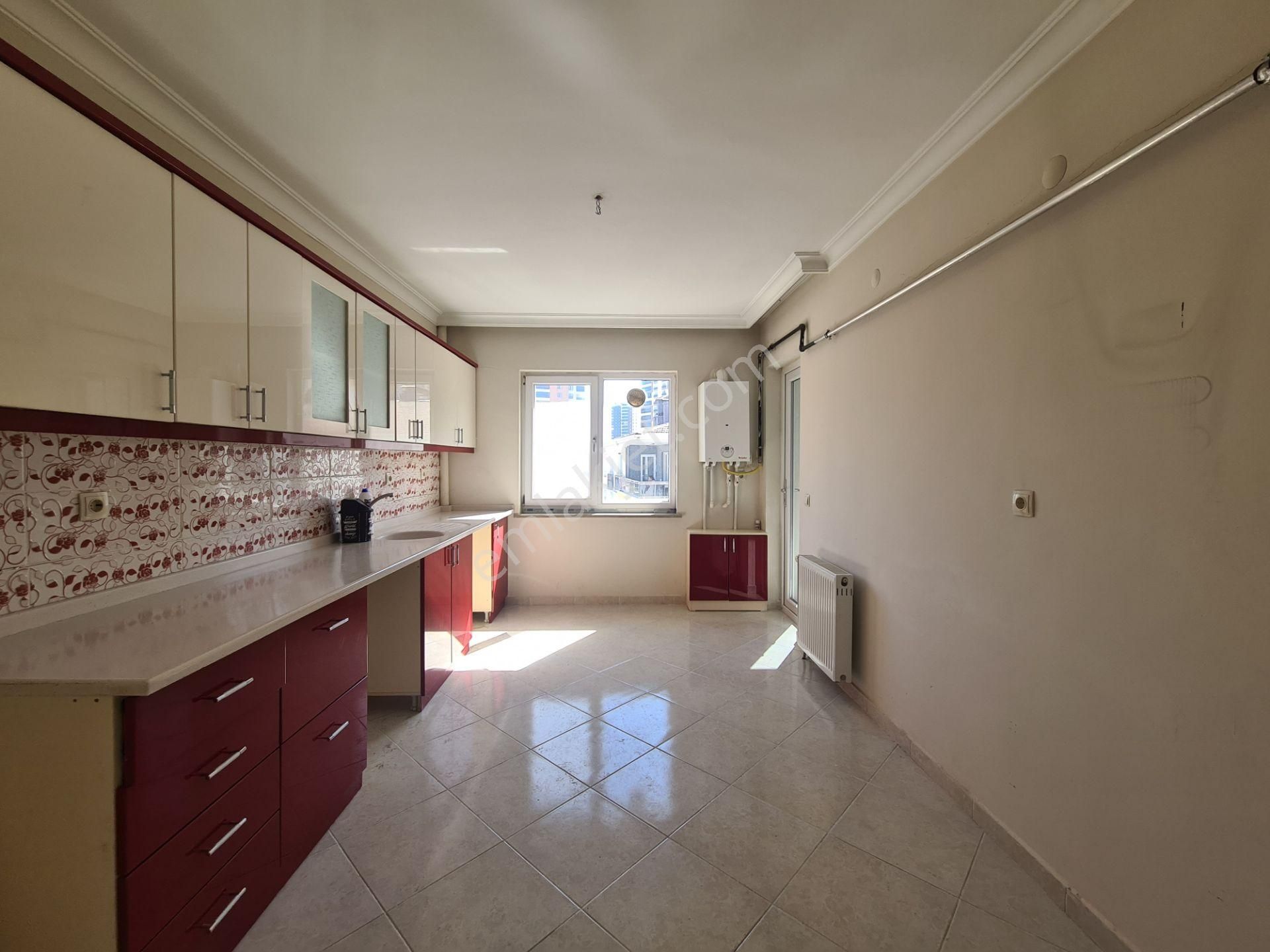 Yükseltepe Vadikent Yakını 3.kat Manzaralı Asansörlü Kiralık 3+1 - Görsel 5