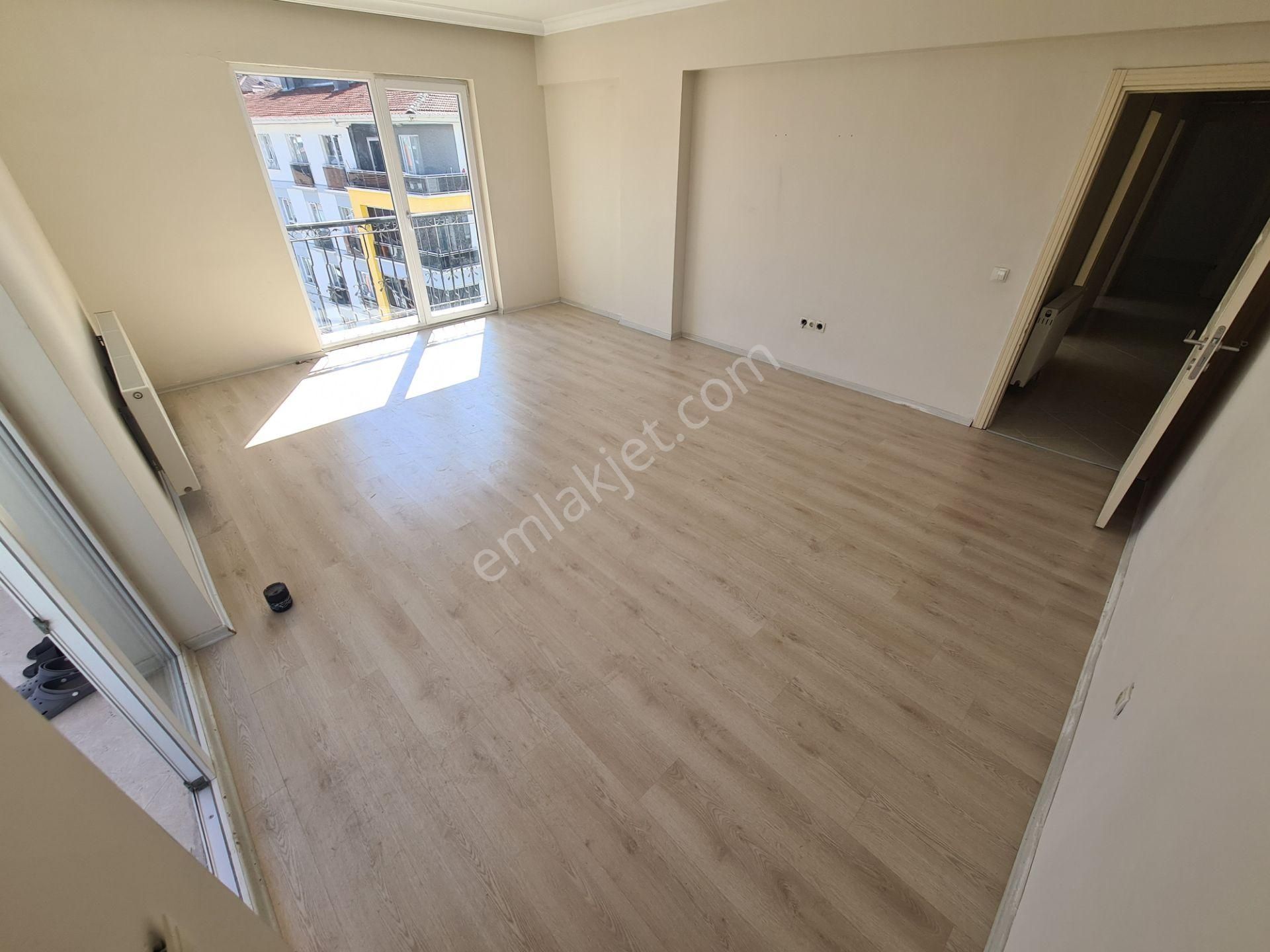 Yükseltepe Vadikent Yakını 3.kat Manzaralı Asansörlü Kiralık 3+1 - Görsel 12