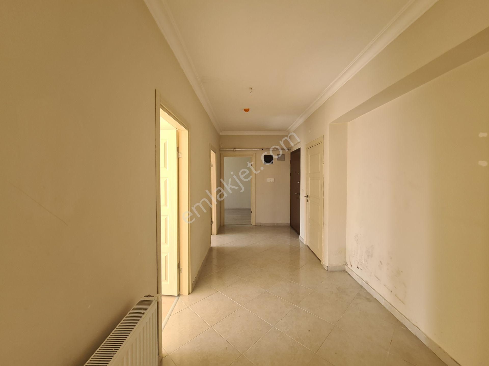 Yükseltepe Vadikent Yakını 3.kat Manzaralı Asansörlü Kiralık 3+1 - Görsel 19