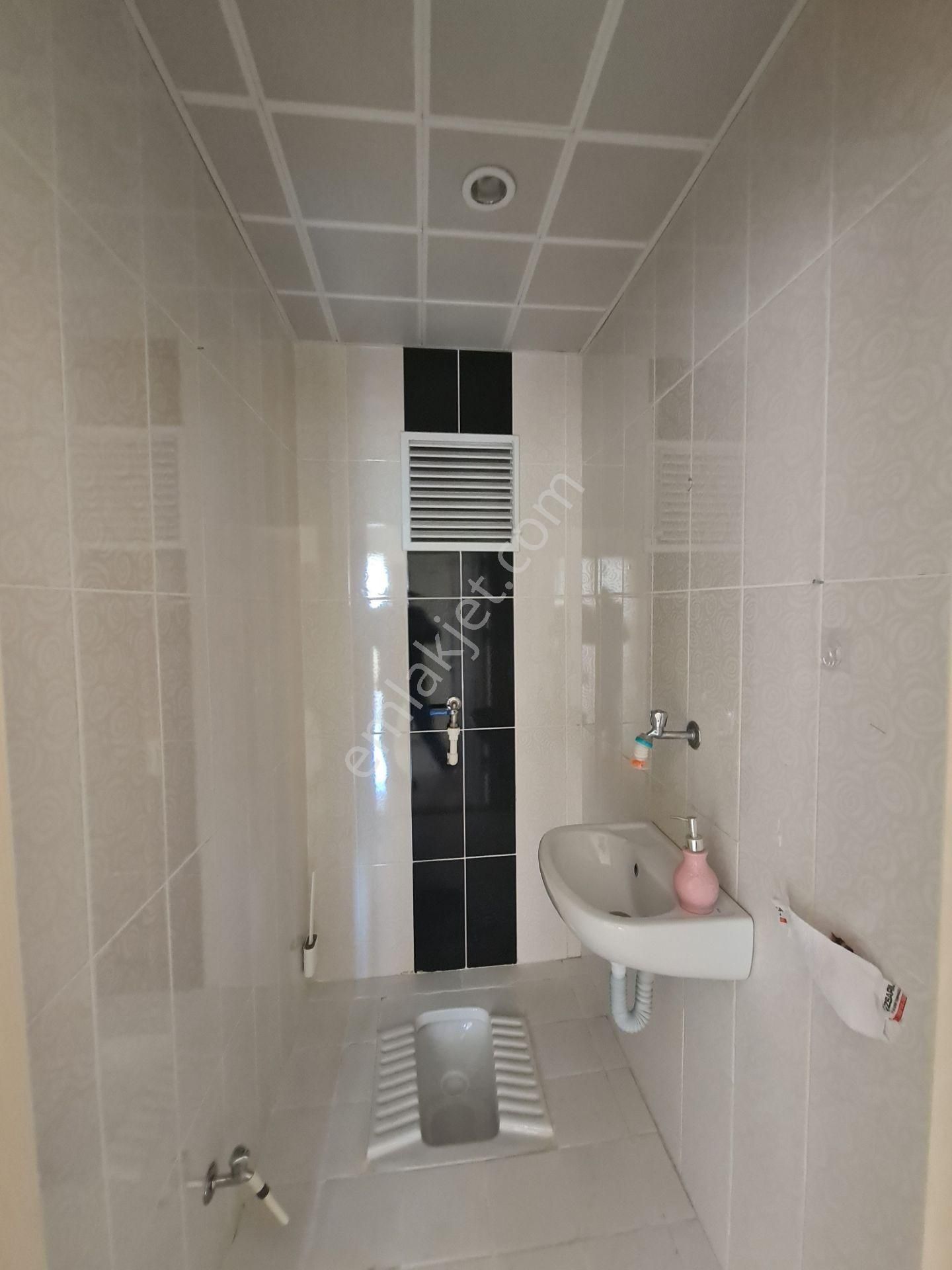 Yükseltepe Vadikent Yakını 3.kat Manzaralı Asansörlü Kiralık 3+1 - Görsel 22