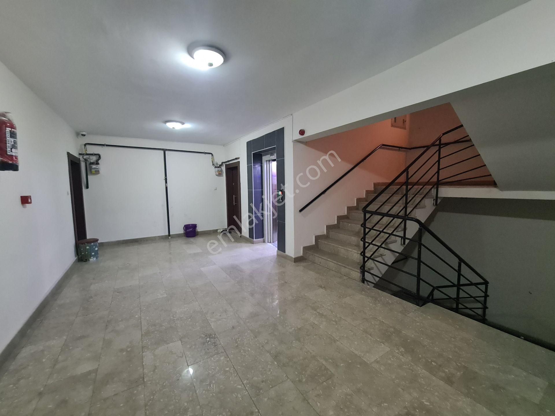 Yükseltepe Vadikent Yakını 3.kat Manzaralı Asansörlü Kiralık 3+1 - Görsel 17
