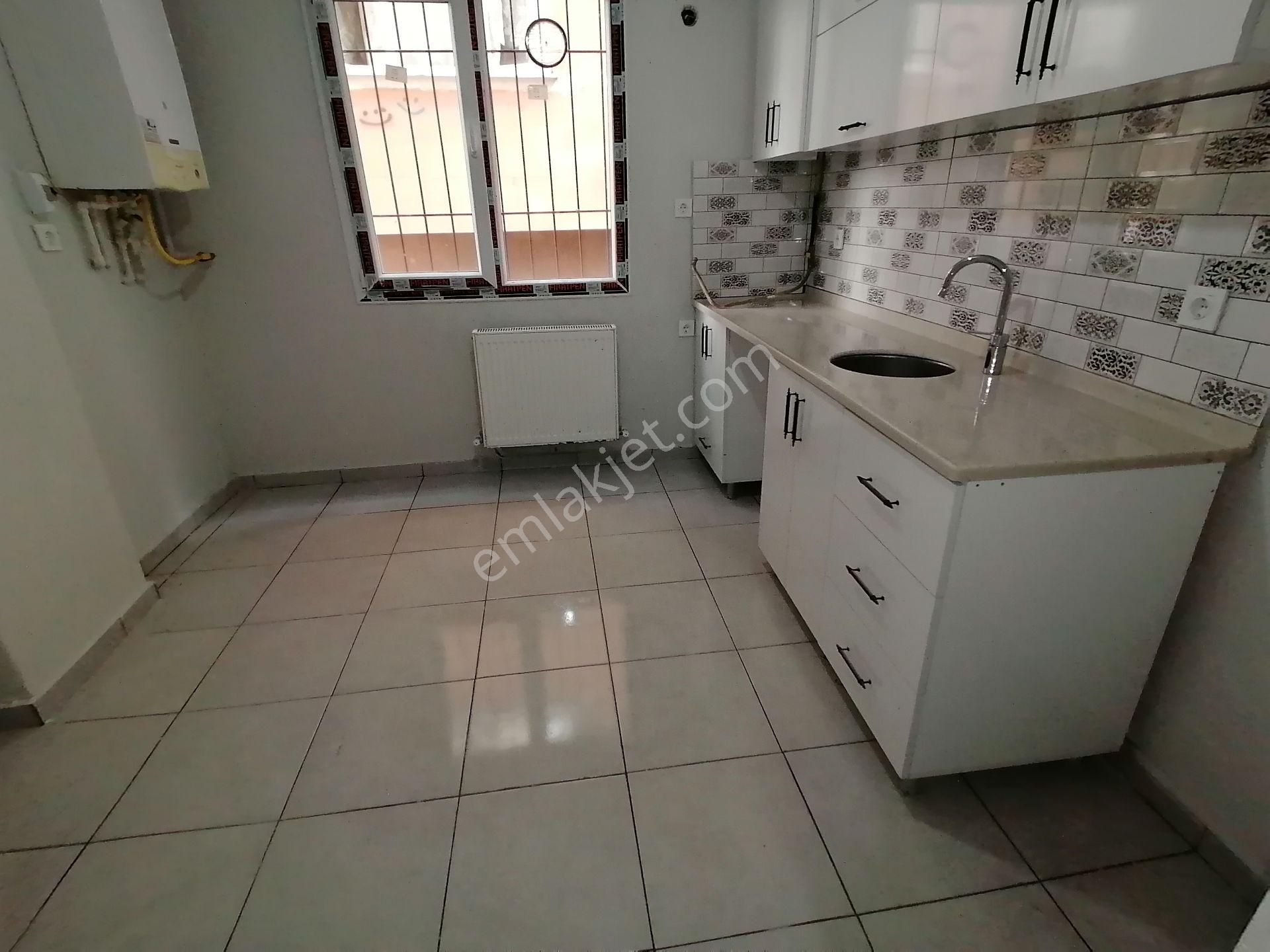 Yenibosna Metro Metrobüse Yakın Kiralık 1+1 Daire - Görsel 8