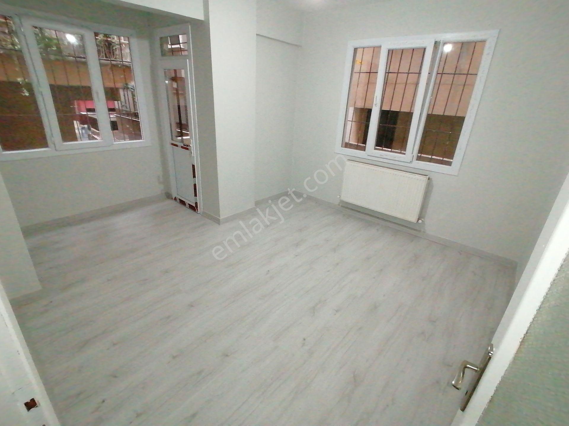 Yenibosna Metro Metrobüse Yakın Kiralık 1+1 Daire